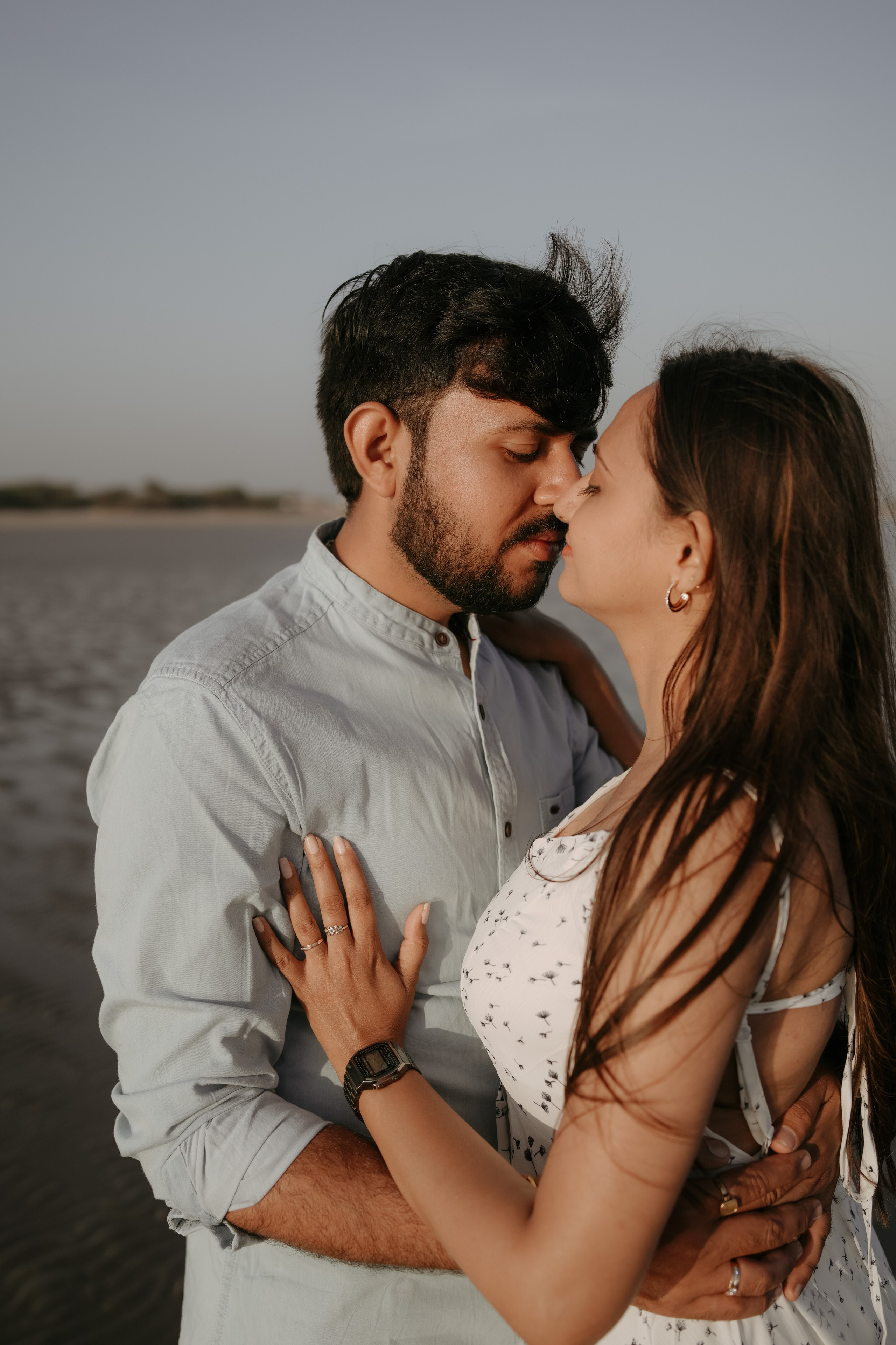 COUPLE SESSIONS. Love Emotions Weddings