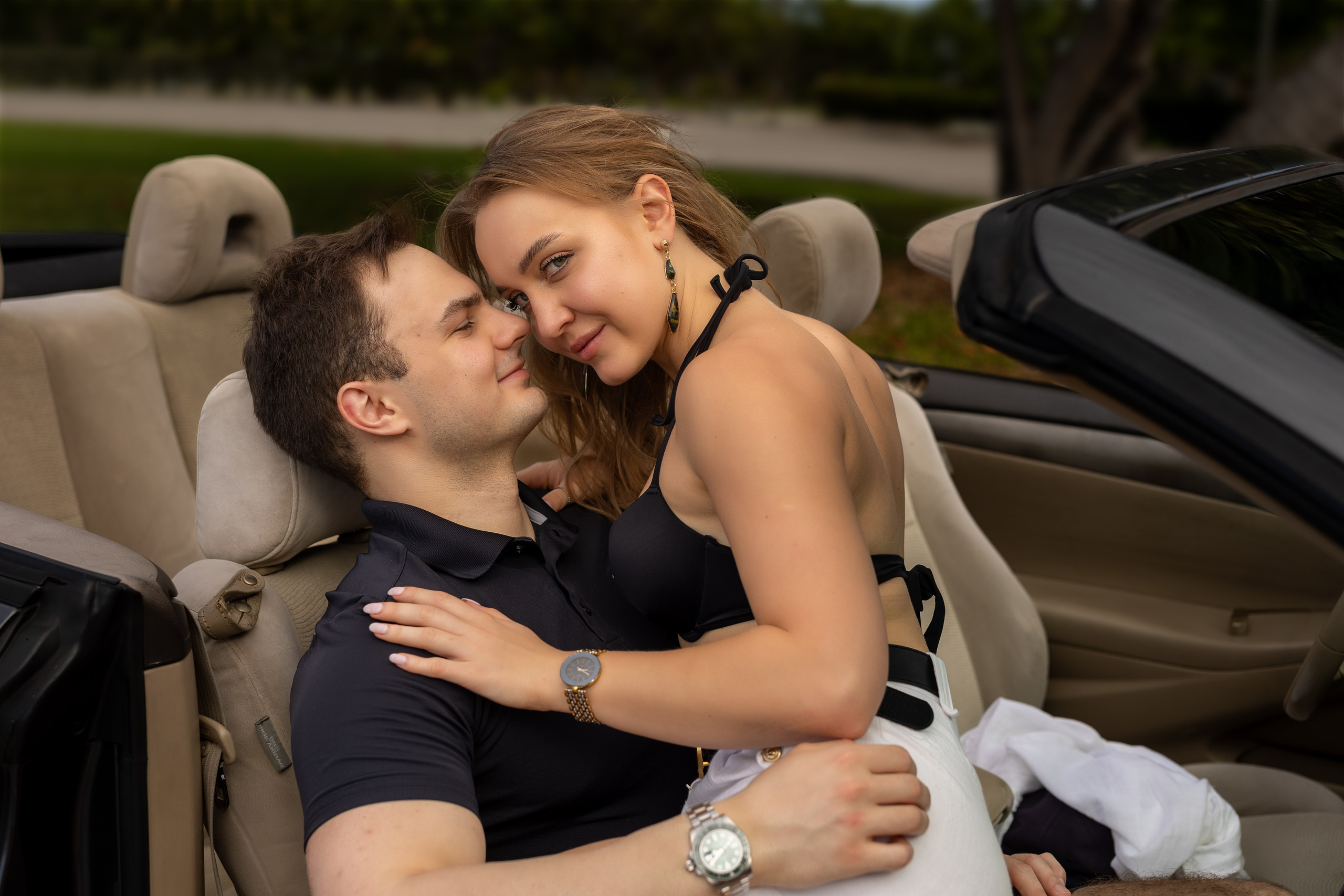 Pier & Convertible Love Story. Family, lifestyle, and commercial photography in New York and New Jersey