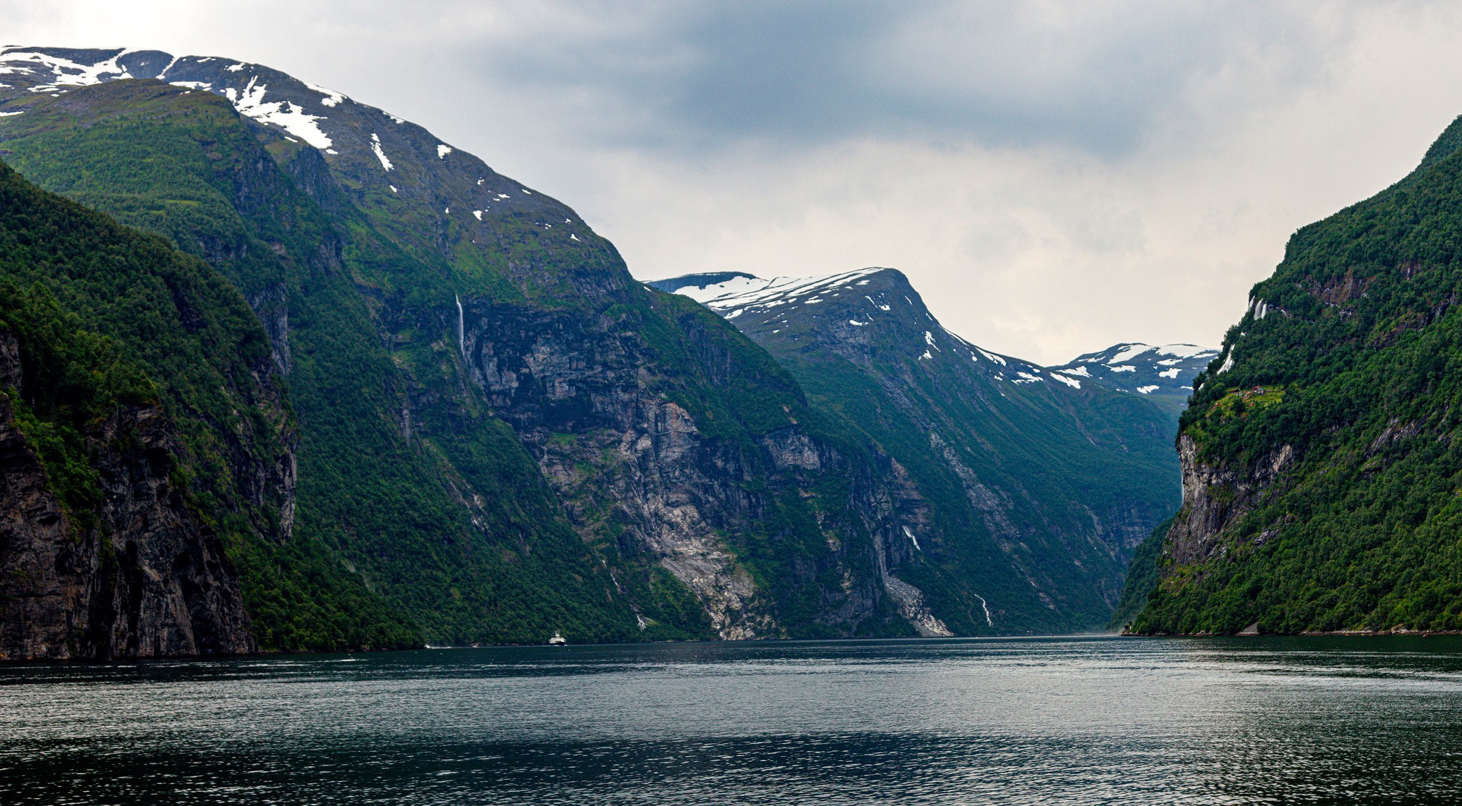 138.20/7/2022/Geirangerfjord.Norway. Путешествия в формате 360......