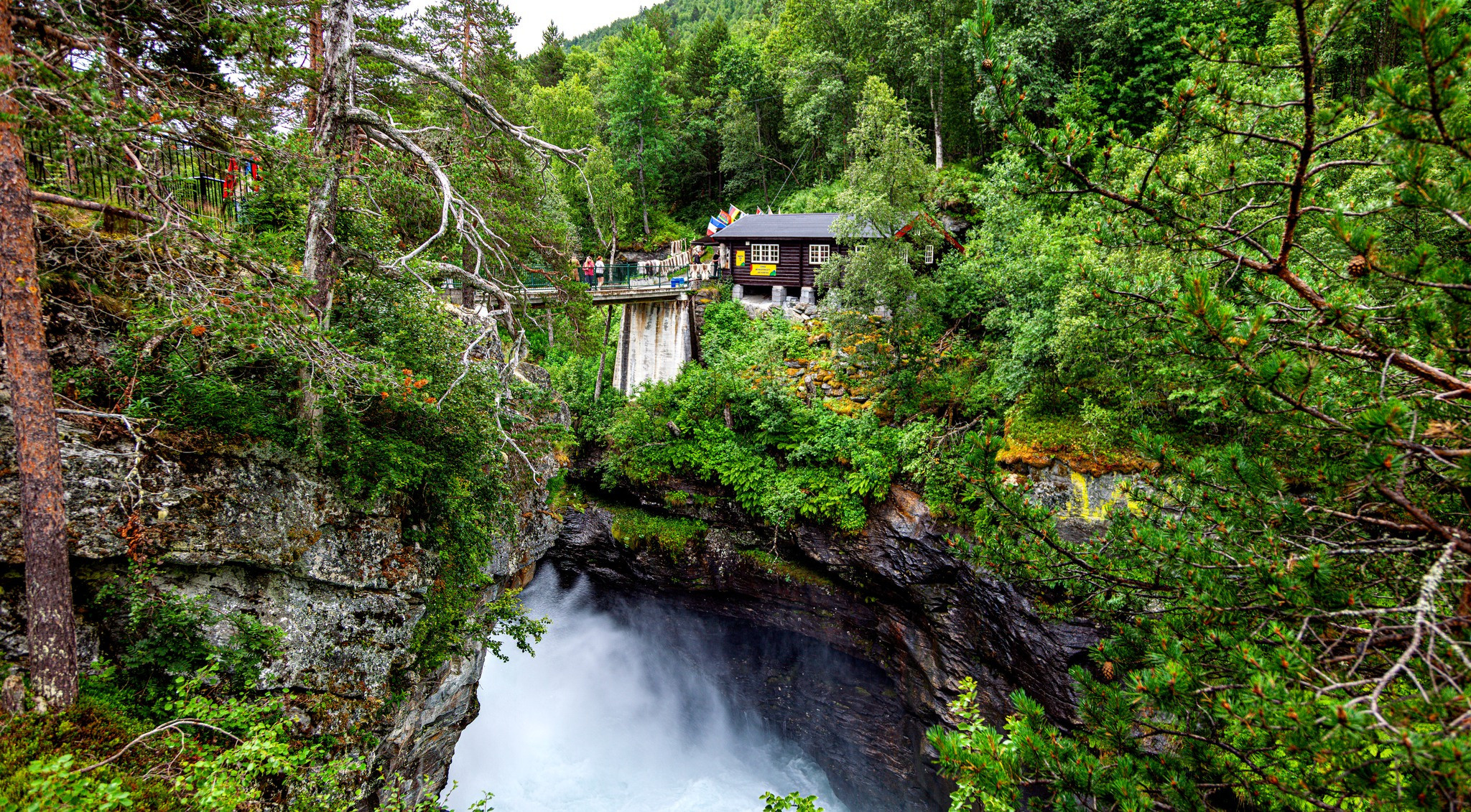 134.21/7/2022 Slettafossen.Norway. Путешествия в формате 360......