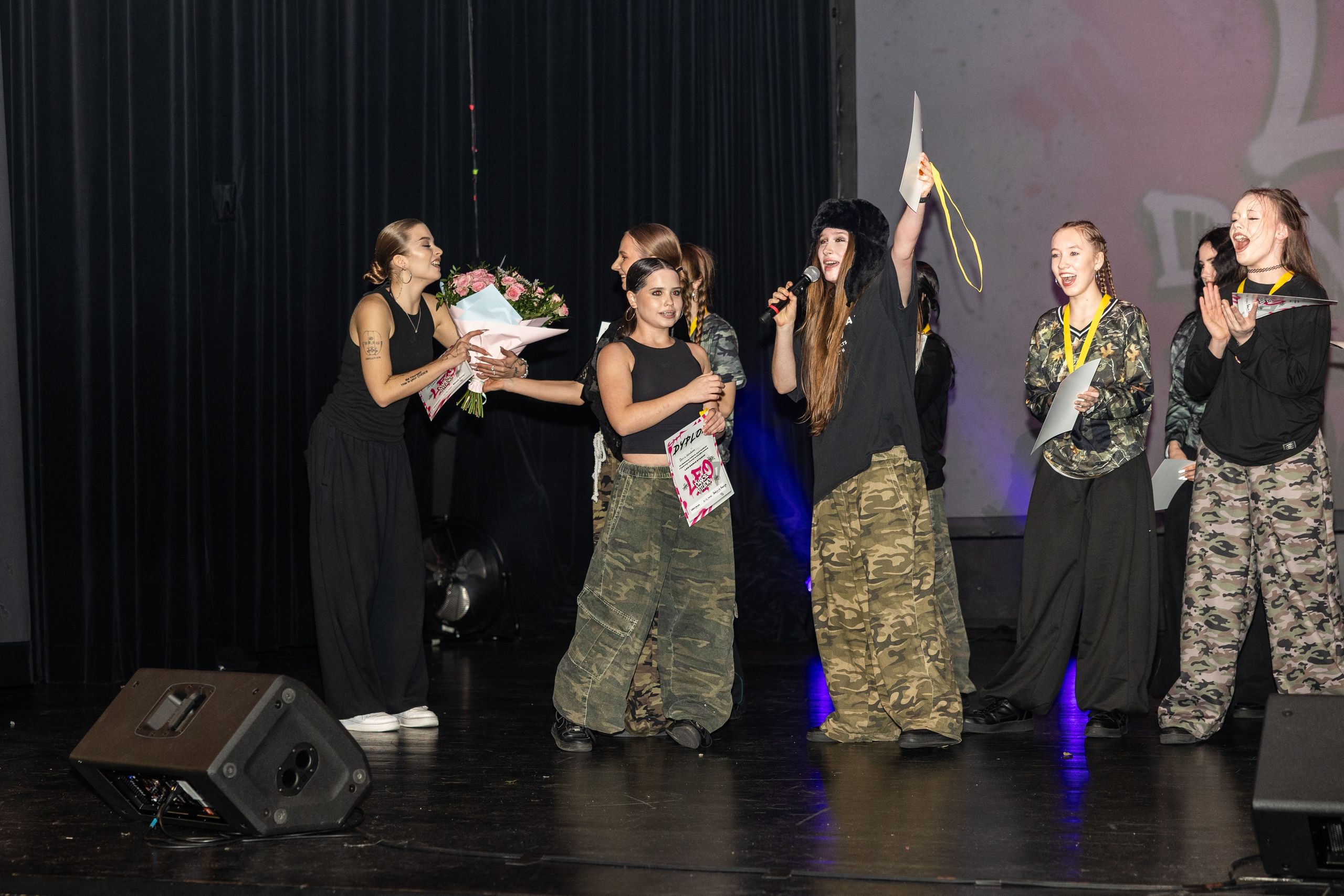 LEO DANCE SHOW WINTER 2025. Семейный и детский фотограф в Варшаве Мила Бобровская