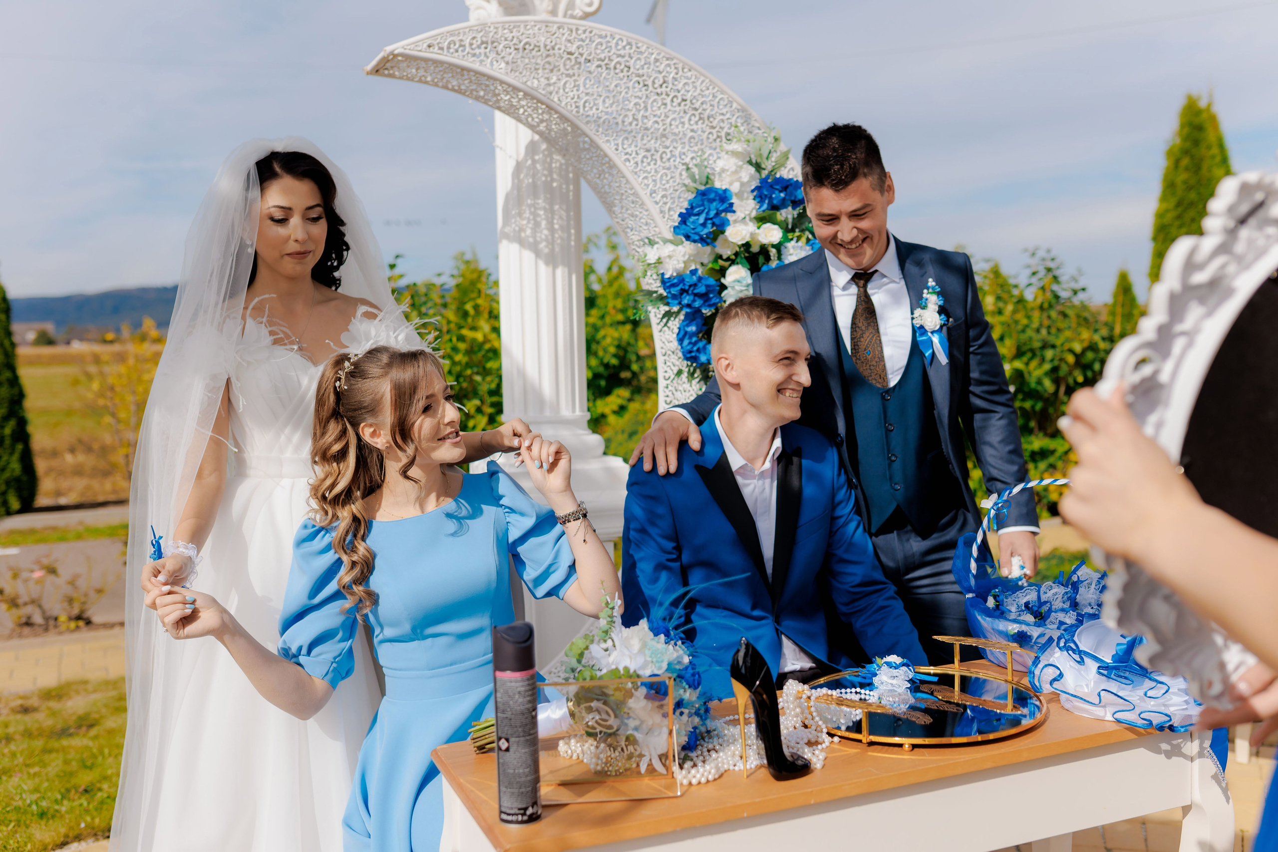 Loredana & Emilian – Ziua Nunții | Videografie - fotografie Botez Suceava, Iași, Botoșani. Servicii foto-video profesionale, pentru momente de neuitat