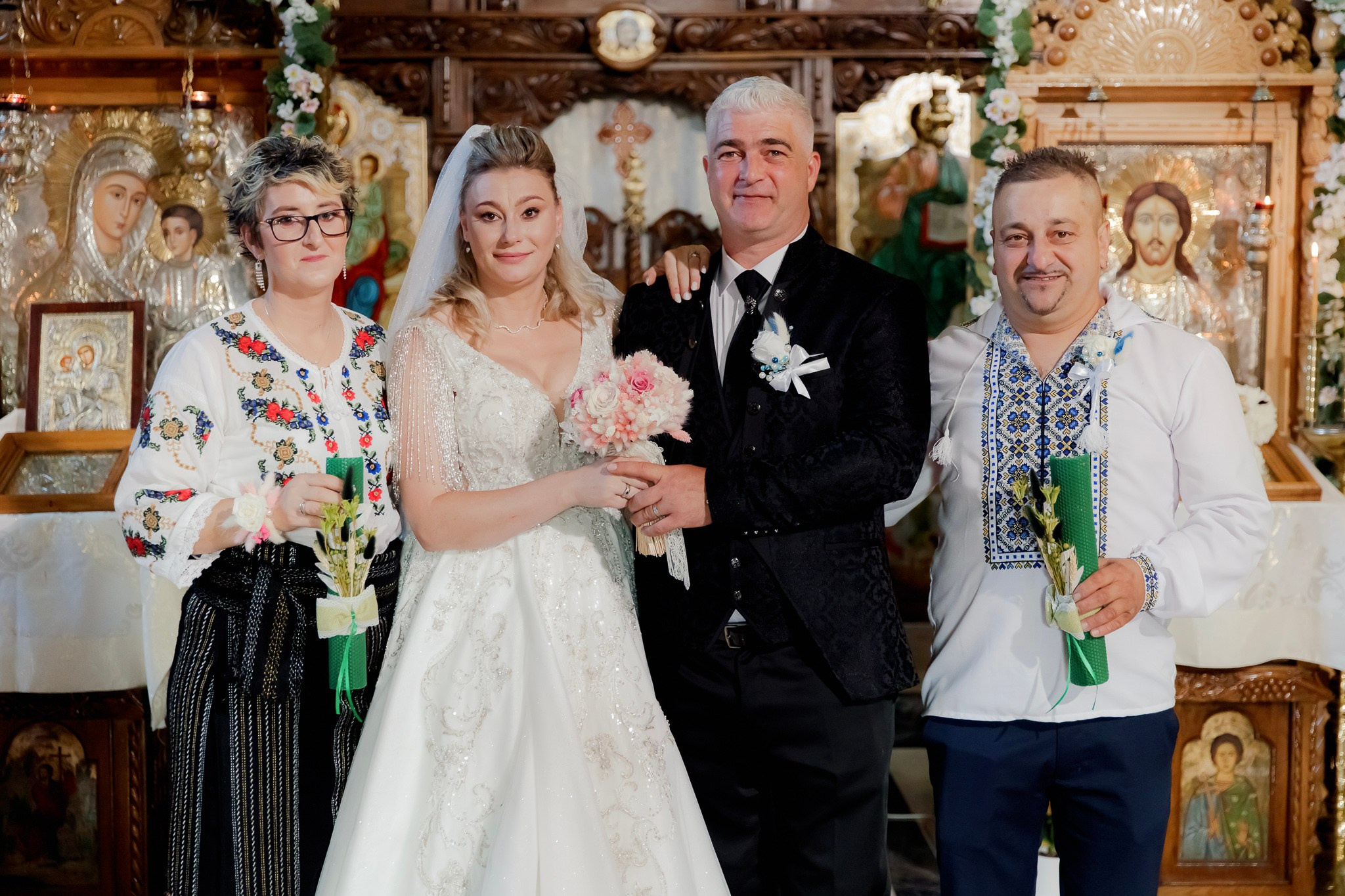 Mihai & Oana. Servicii foto-video profesionale, pentru momente de neuitat