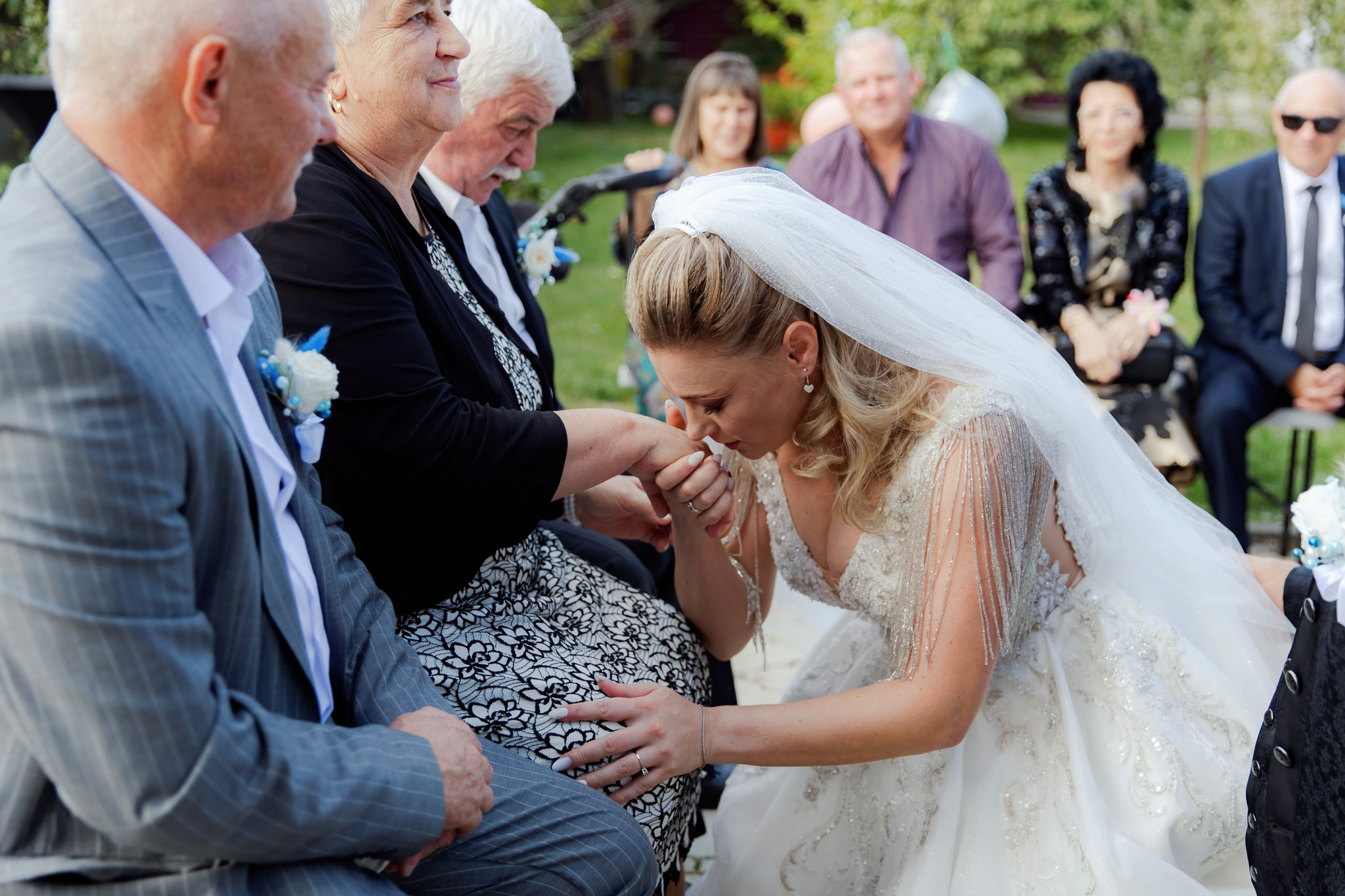 Mihai & Oana. Servicii foto-video profesionale, pentru momente de neuitat