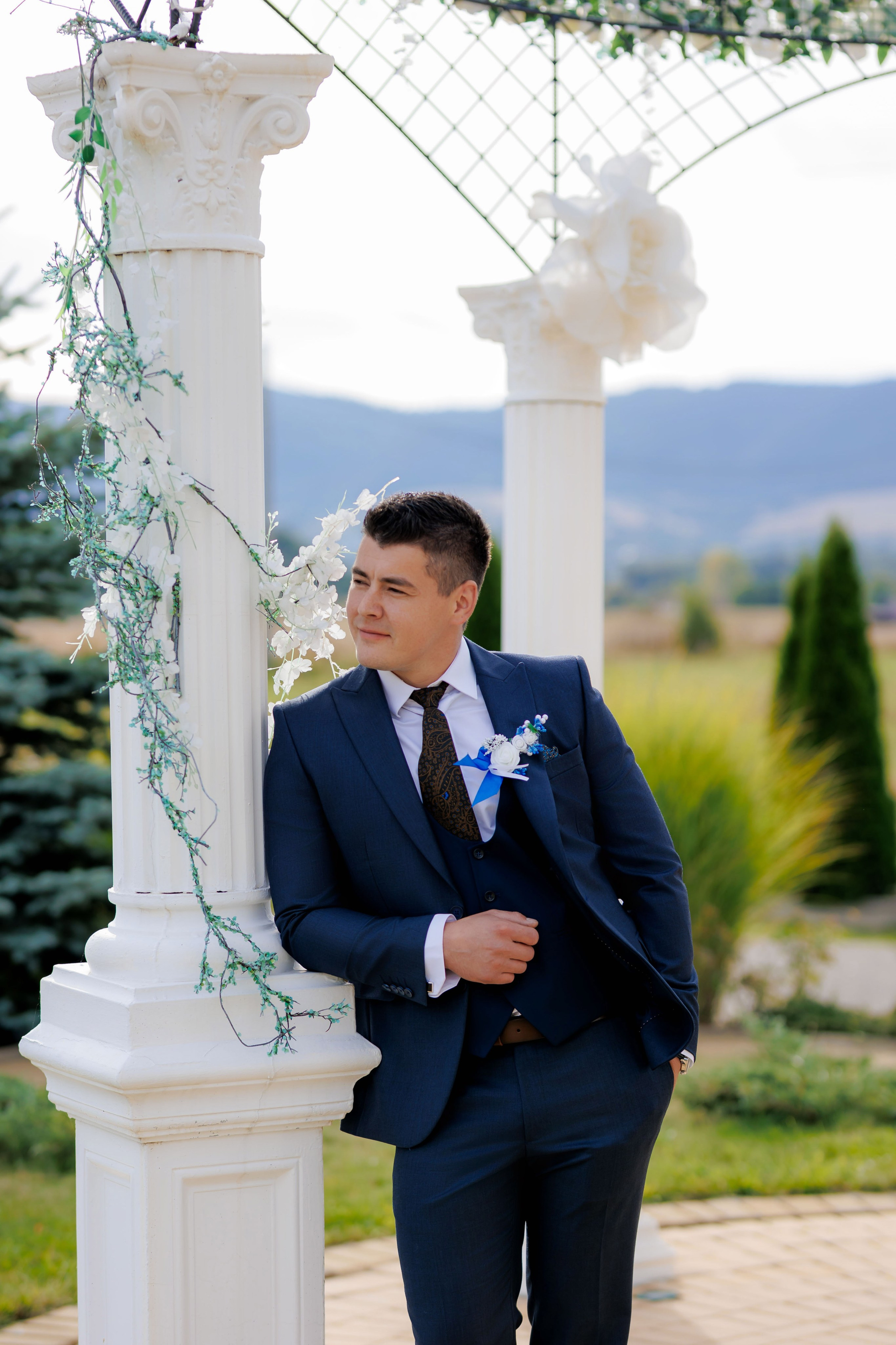 Loredana & Emilian – Ziua Nunții | Videografie - fotografie Botez Suceava, Iași, Botoșani. Servicii foto-video profesionale, pentru momente de neuitat