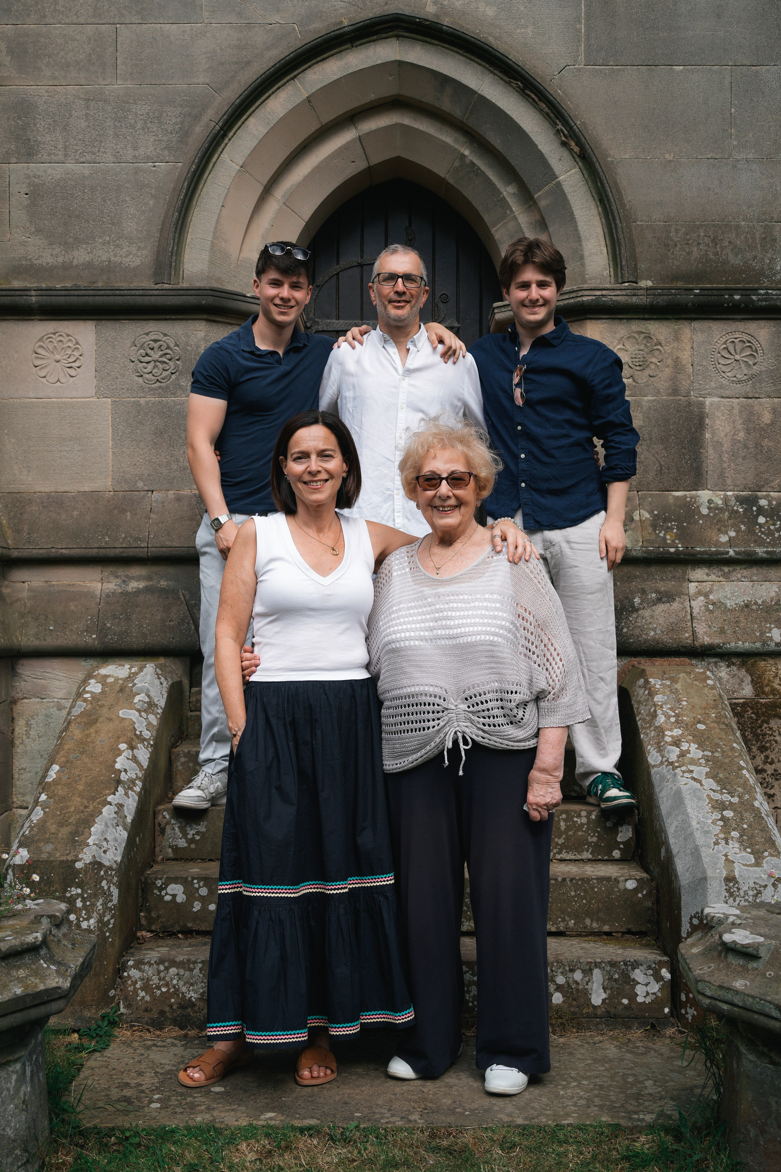 Hampton-in-Arden family session – outdoor photo with 90-year-old mum and loved ones.