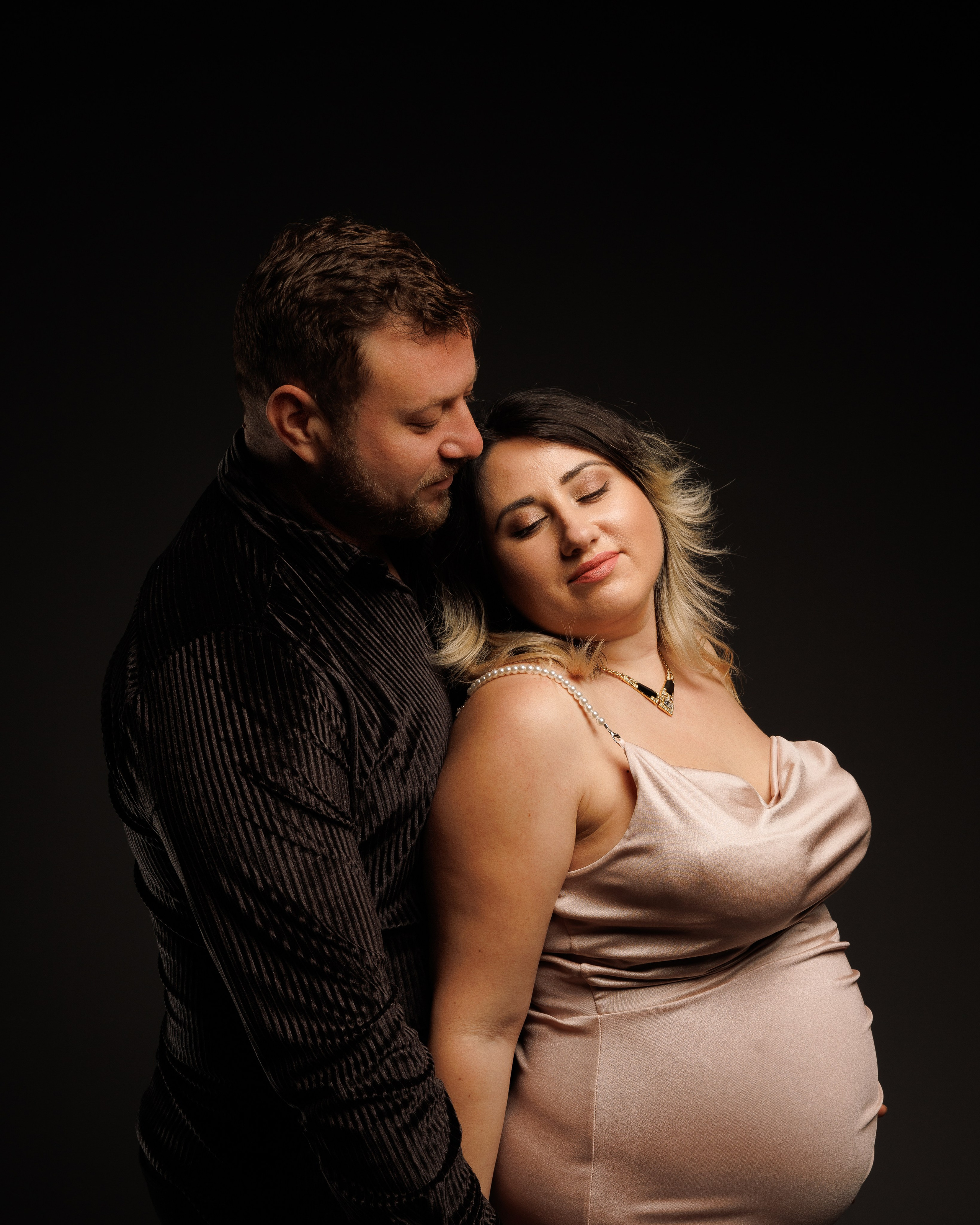 Maternity. Https://valeriubriciuc.com/