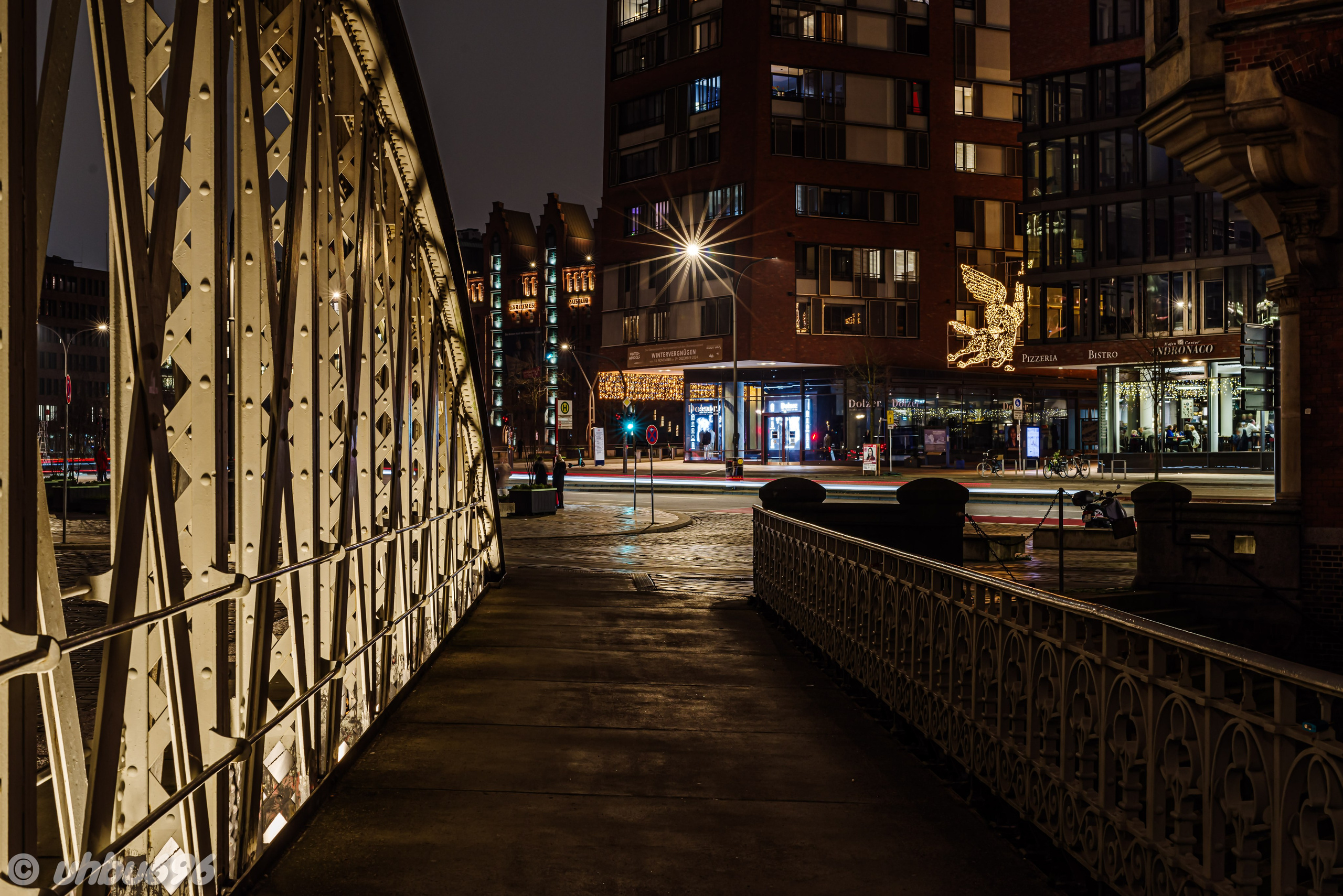 Speicherstadt in Hamburg — Historic Warehouse District by the Water. ReCity — local city news that matter, no noise