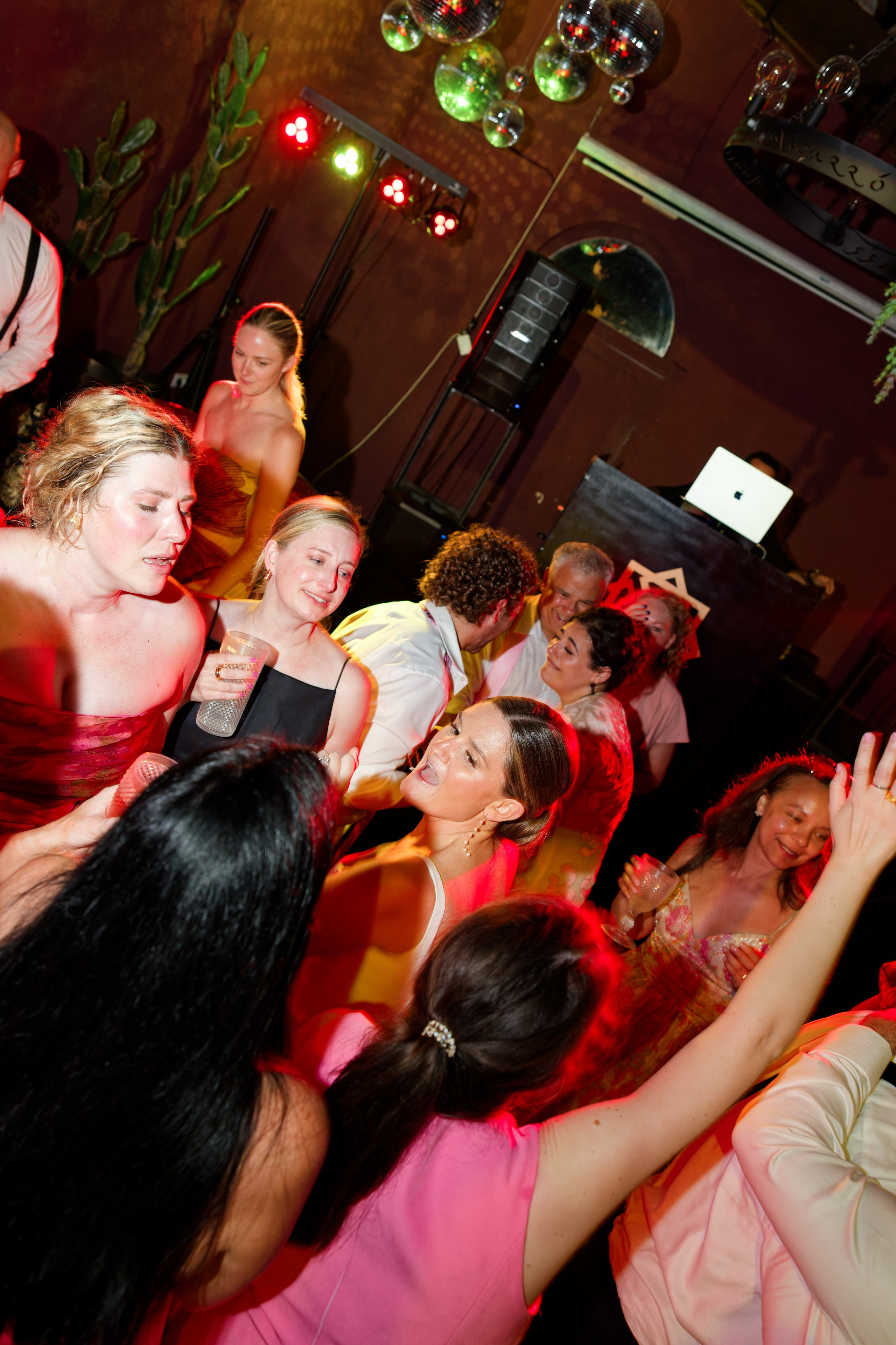 Wedding of Gracie & Joe at Gran Villa Rosa, Barcelona