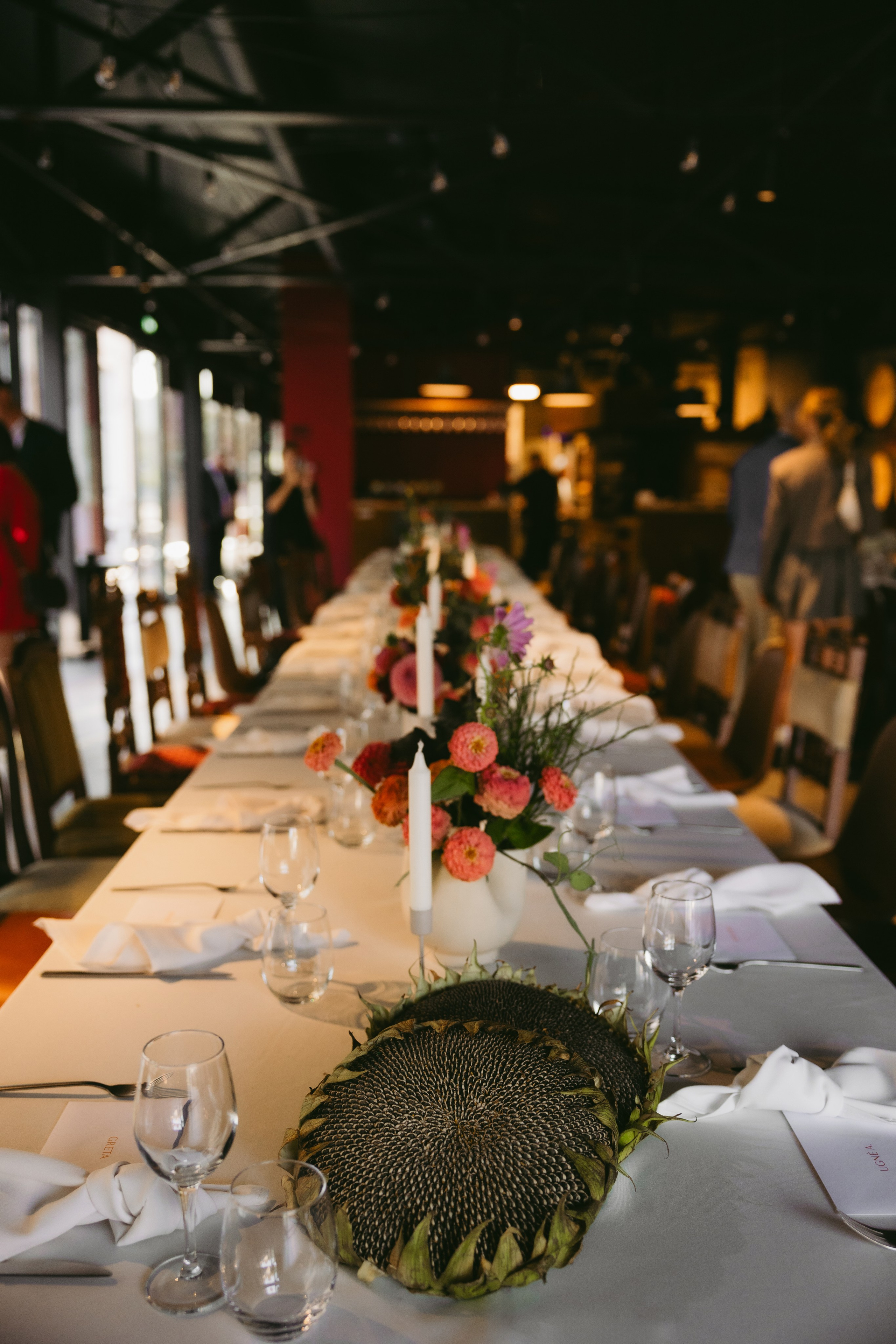 Miglė ir Mindaugas | 2024 | MIESTO VESTUVĖS. Vestuvių ir šeimų fotografė Lena Bondarenko / belove photo