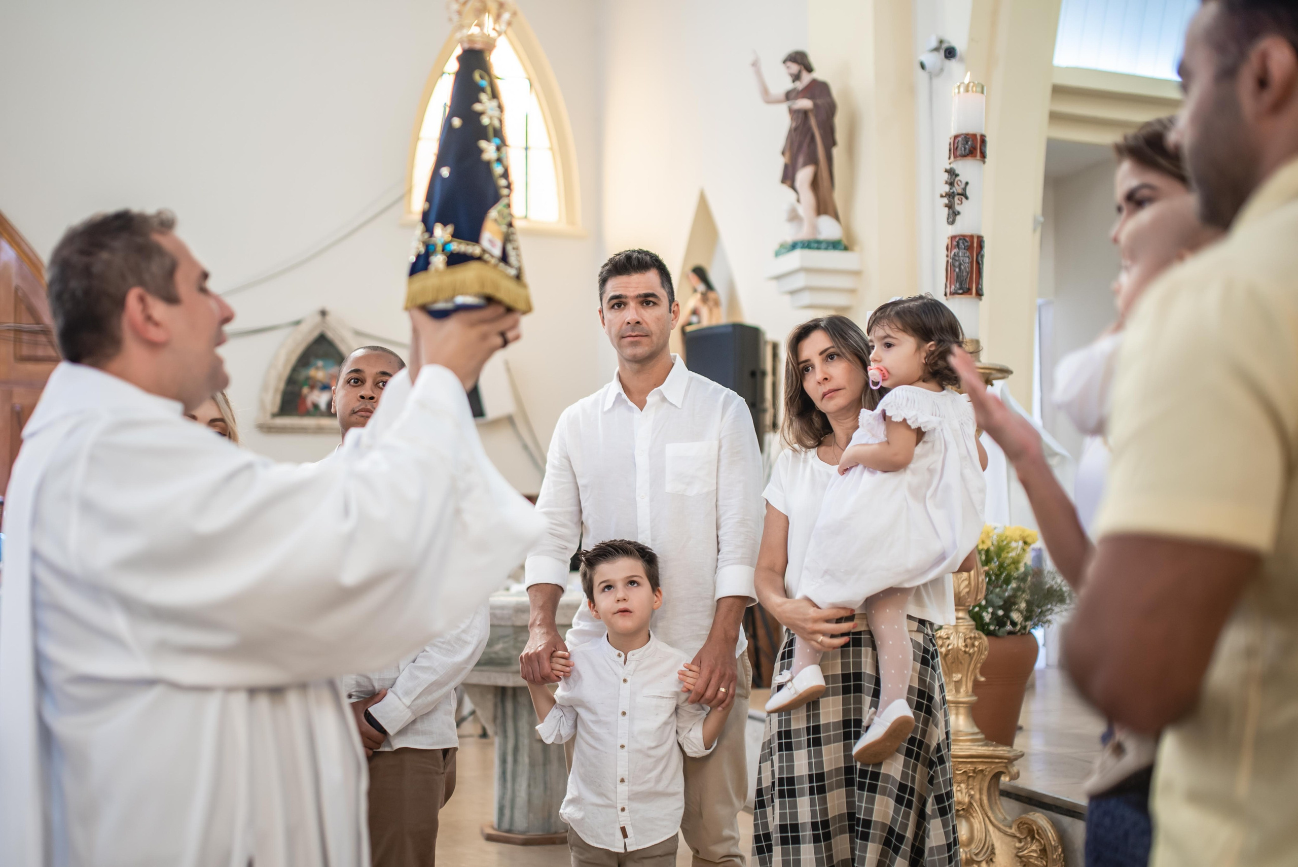 Batizados | Fotografia de Batizado em Juiz de Fora — Auê Fotografia. Auê | Fotografia Infantil