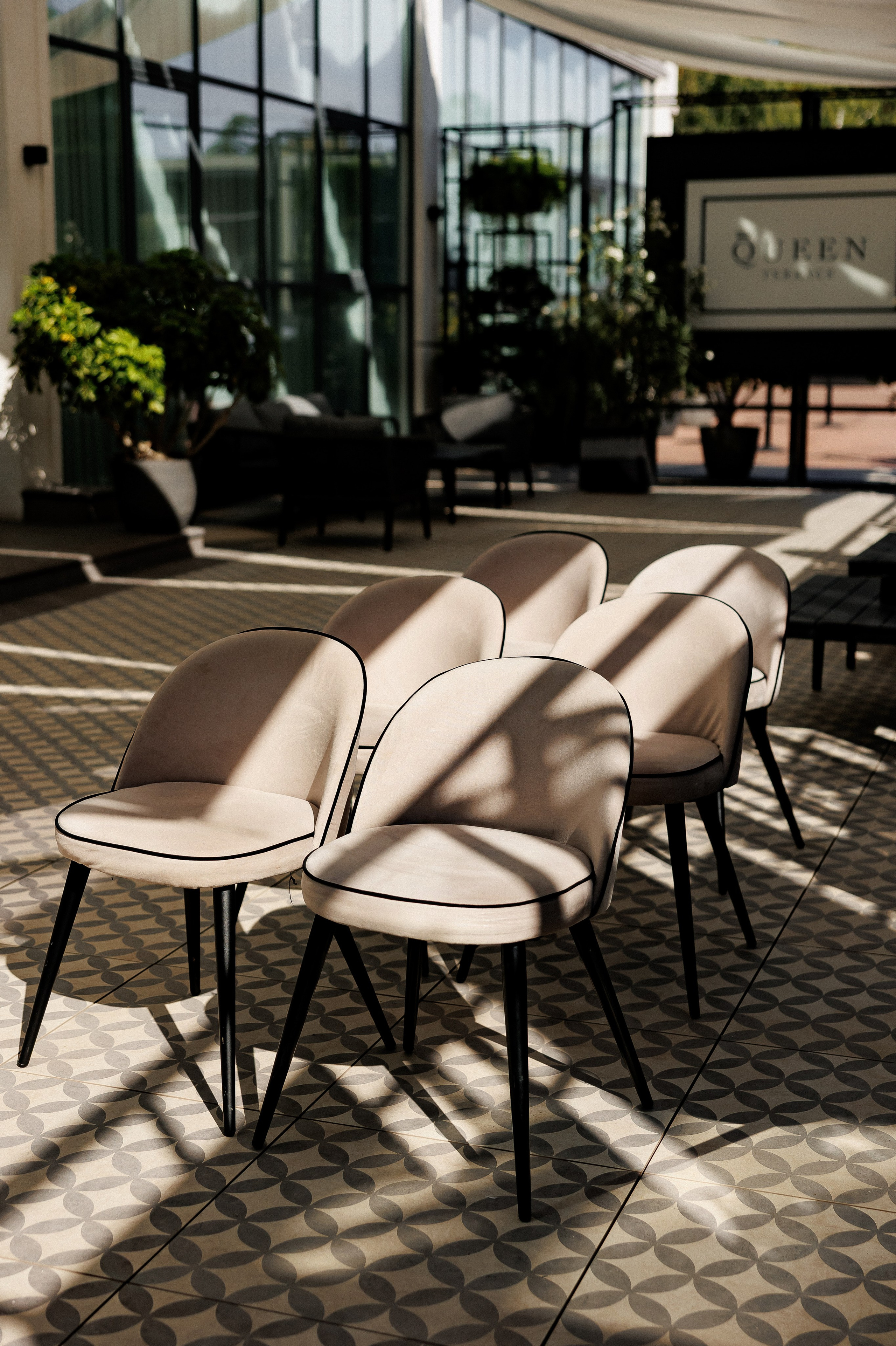 Serghei & Erica — Queen Residence. Servicii Foto și Video 067188353