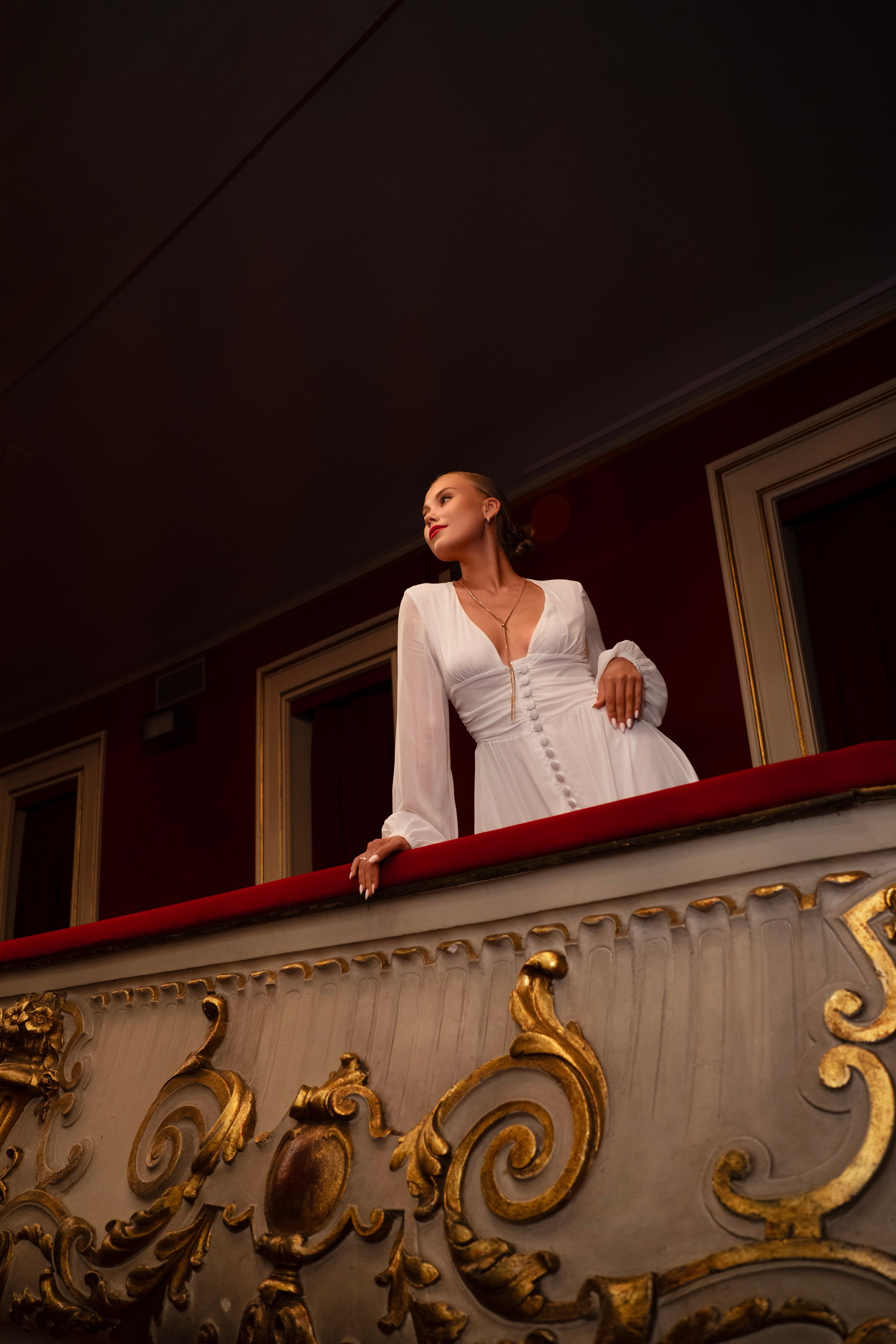 Theatre. Cinematic Photography in Spain | Photographer & Videographer