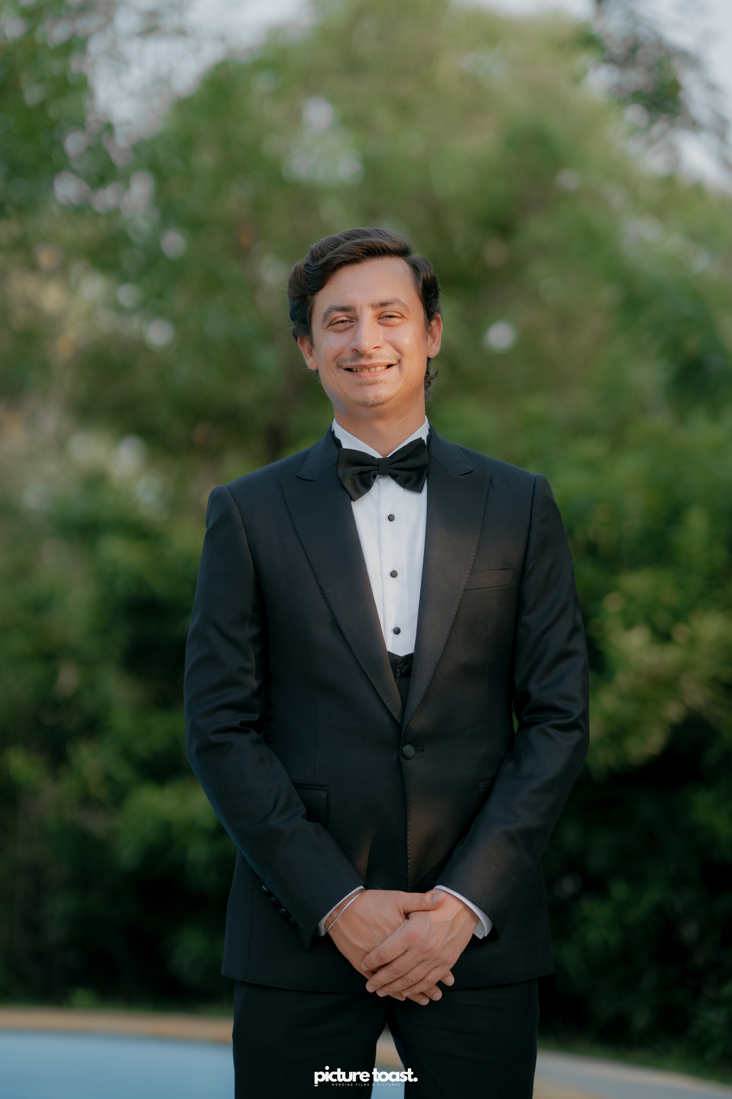 Ayesha & Adam’s English Wedding!. Fine art Wedding Photographers in India & Canada