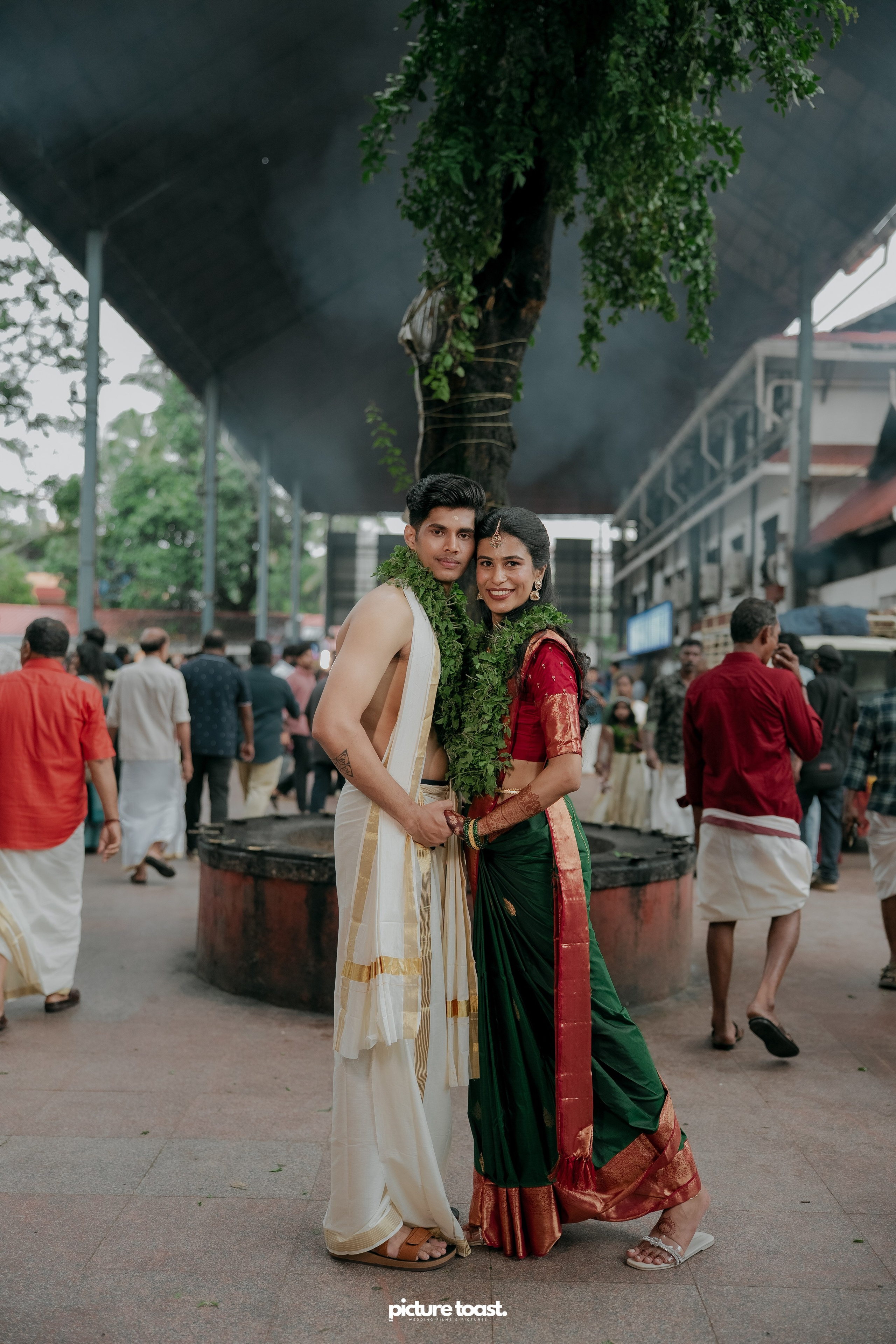 Guruvayur Wedding Ft. Athira & Abilash. Fine art Wedding Photographers in India & Canada
