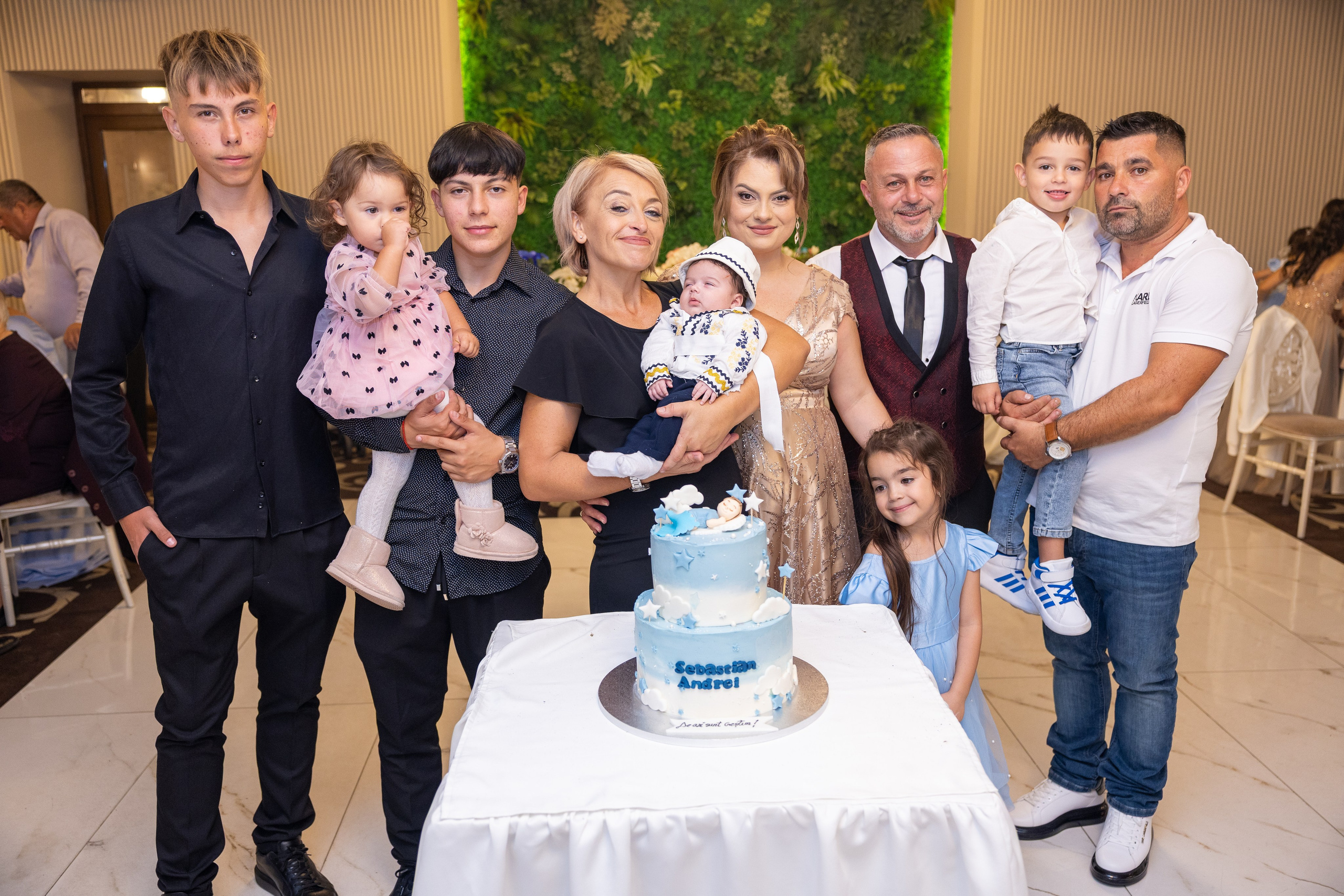 Andrei Sebastian. Moments By Gub