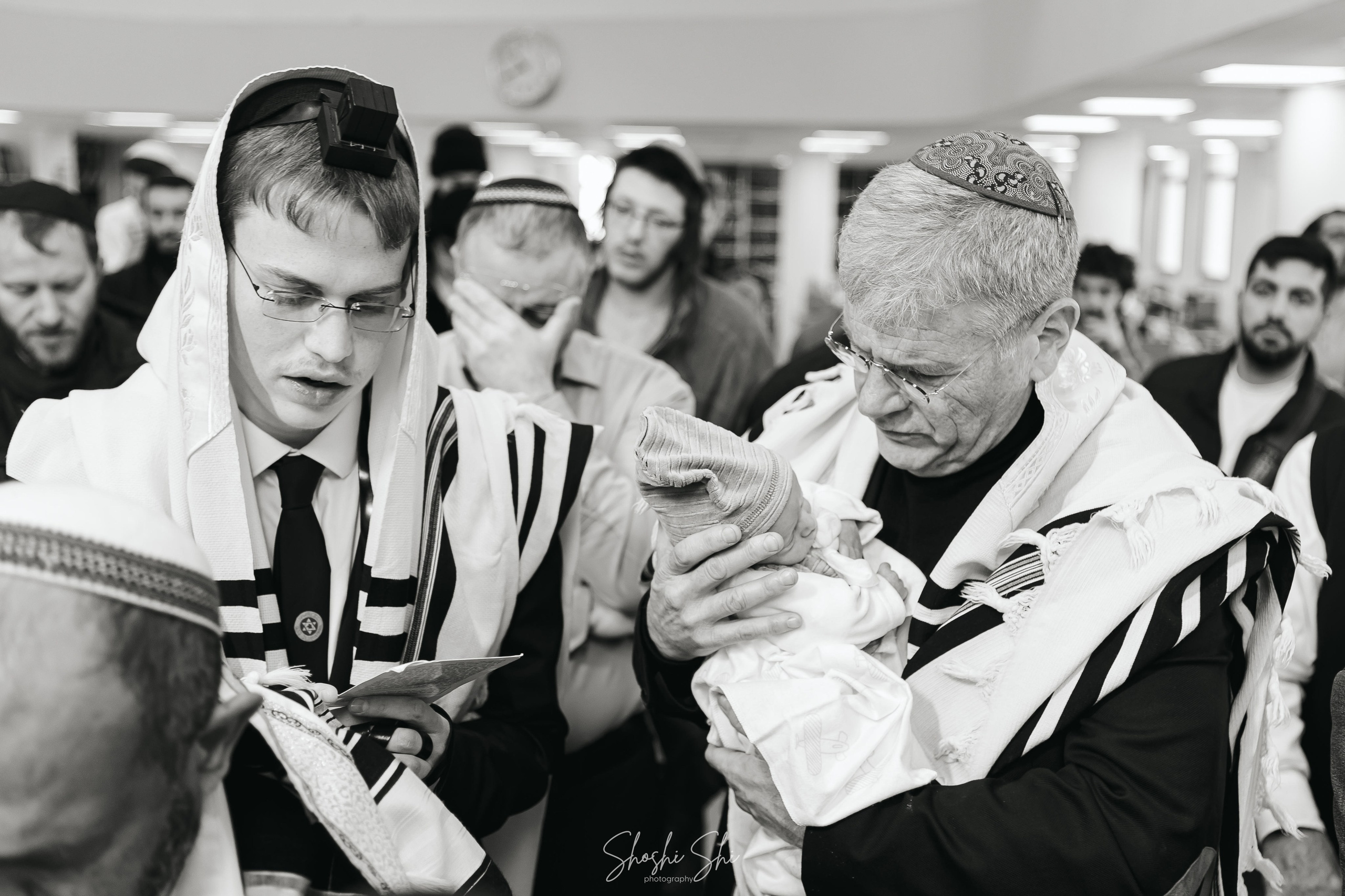 BRIT TWINS. Https://shi-photo.com/