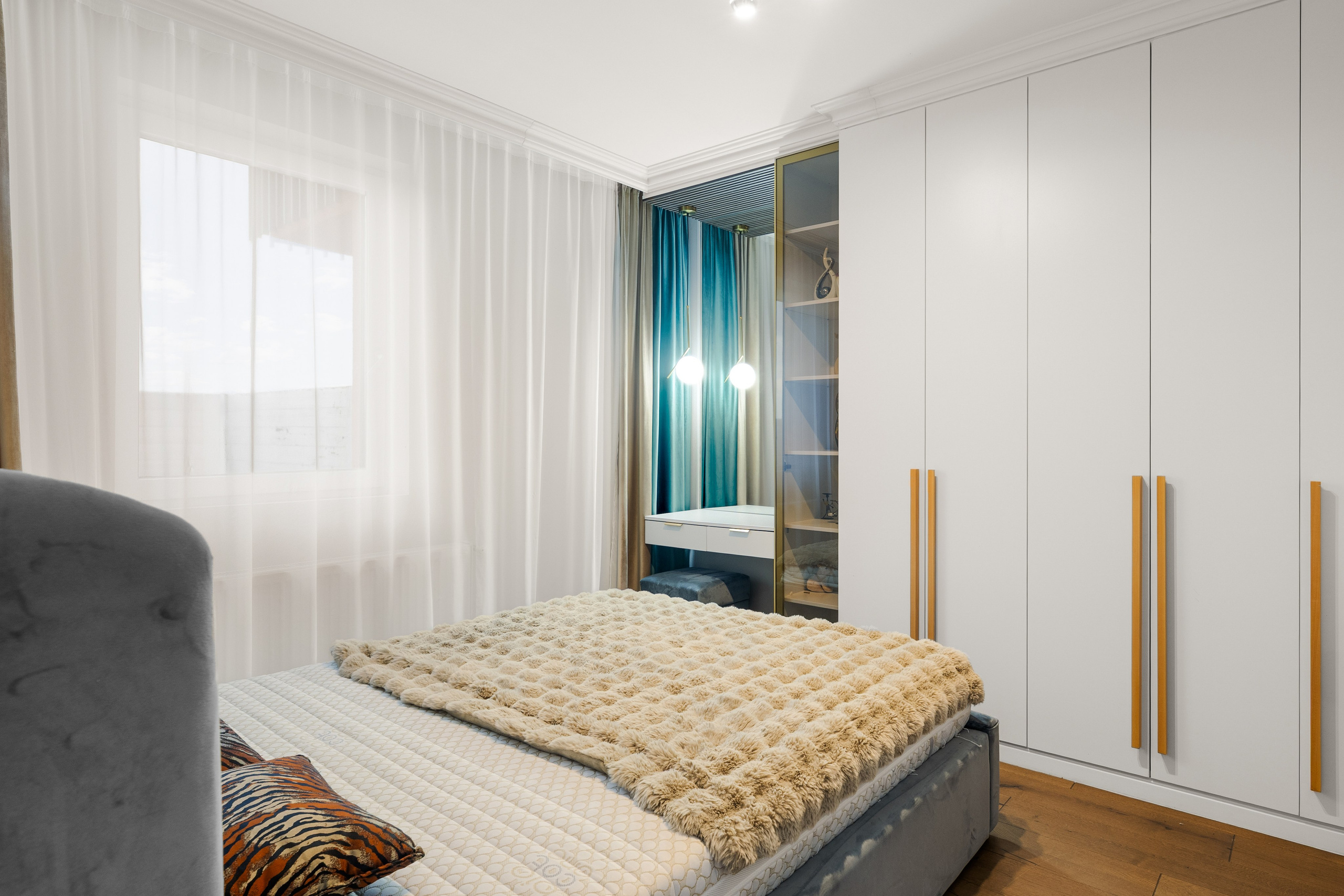 INTERIOR - REALESTATE. Samuel Ciobanu