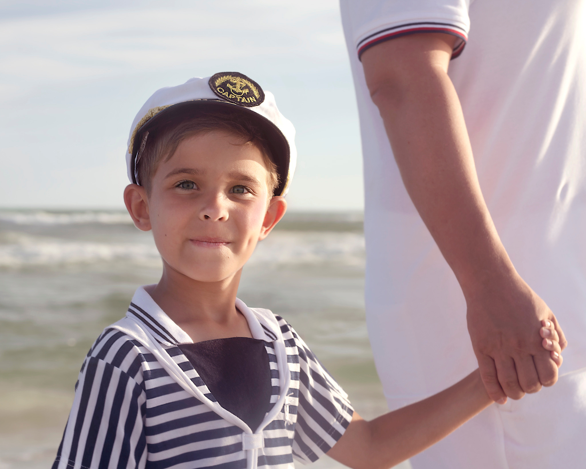 Ocean. Portrait, kids and family photographer in Wesley Chapel Alina Alice Osipova