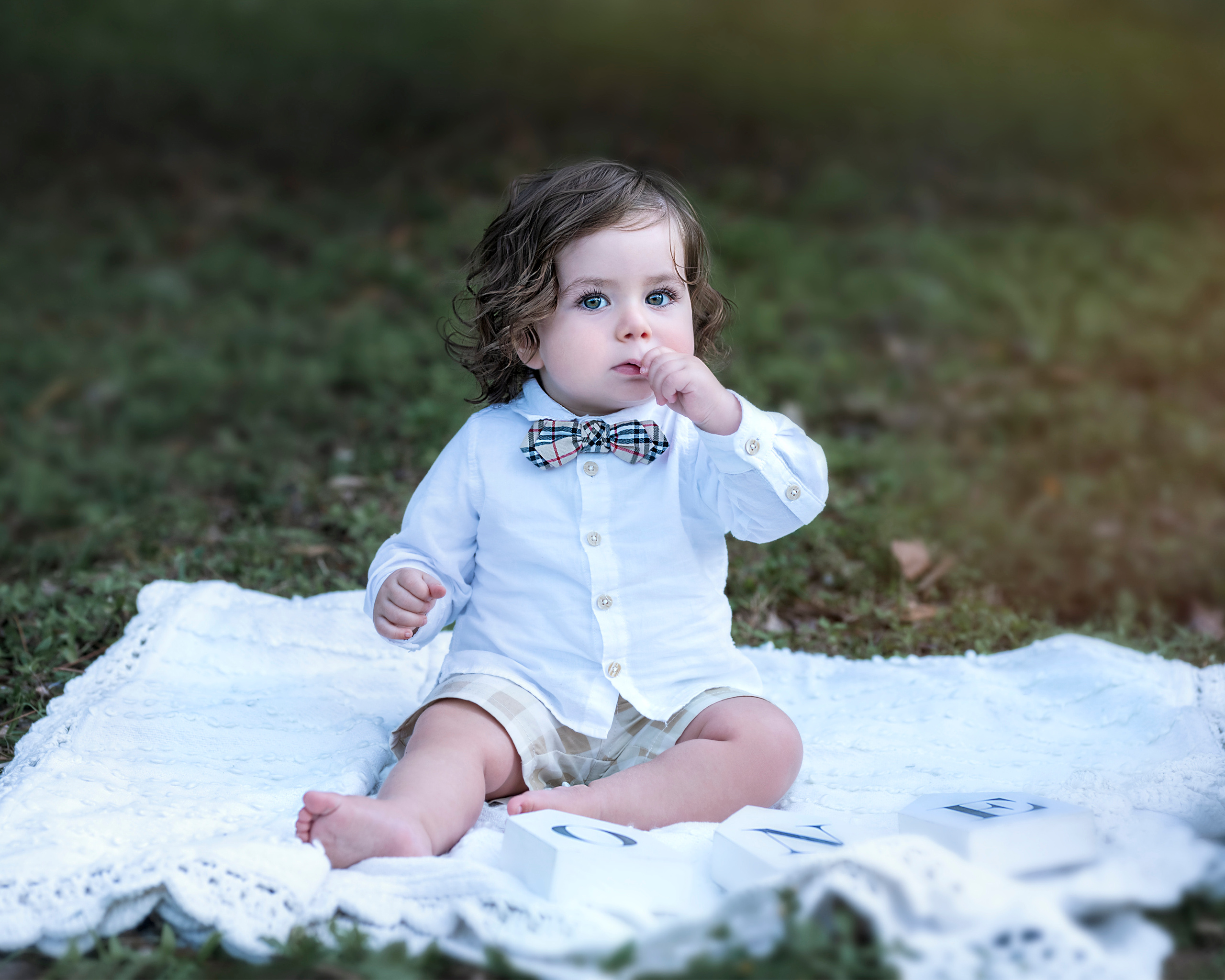 First Birthday. Portrait, kids and family photographer in Wesley Chapel Alina Alice Osipova