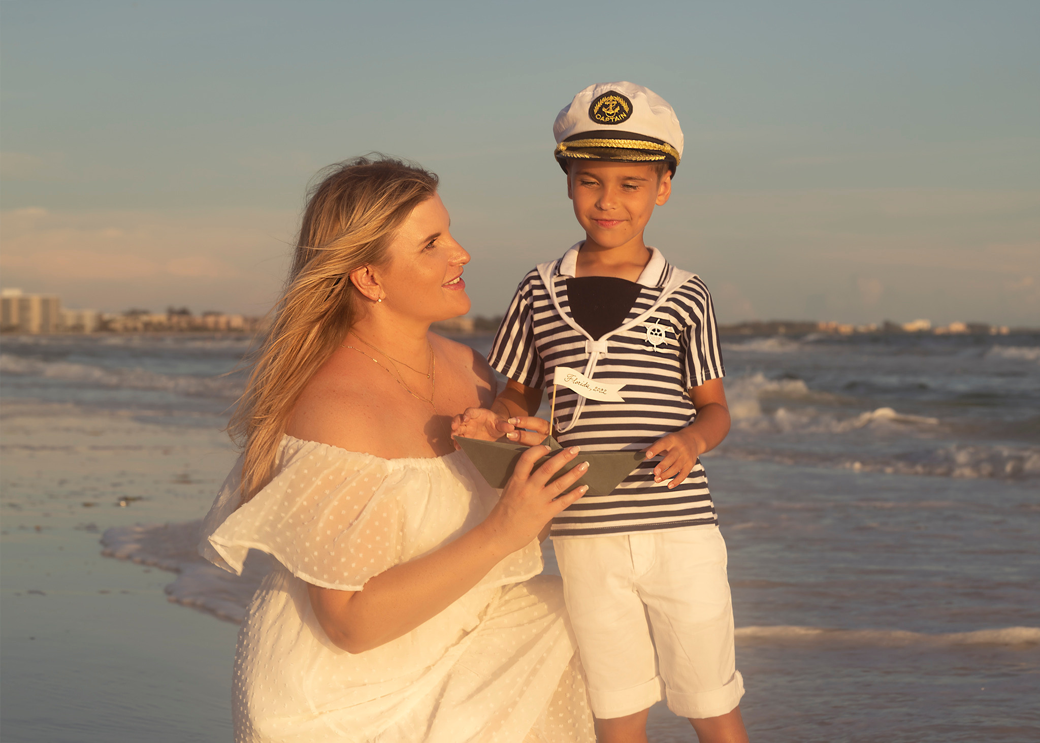 Ocean. Portrait, kids and family photographer in Wesley Chapel Alina Alice Osipova