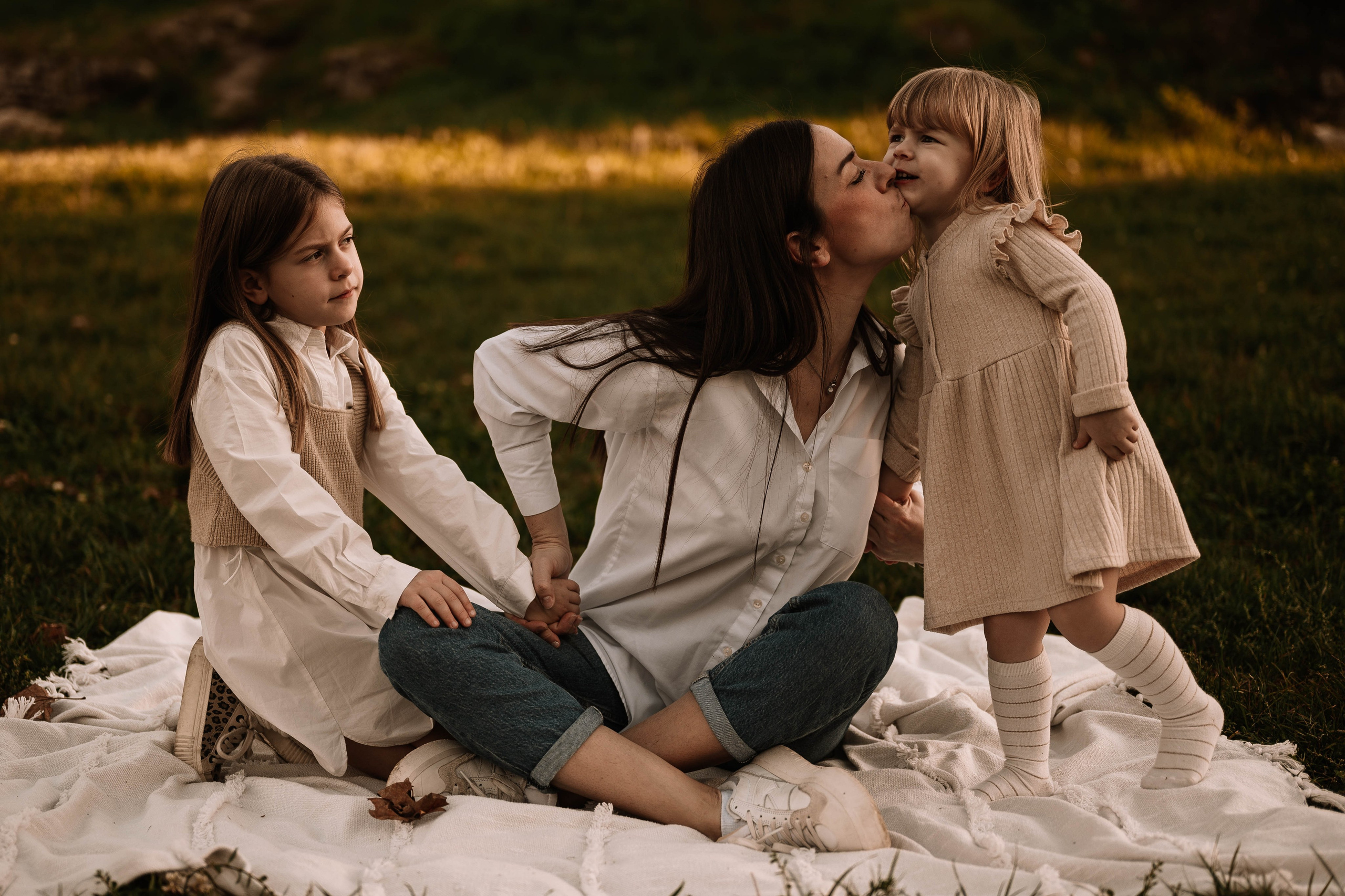 Isidora, Bogdan, Hana i Una / porodično fotografisanje. Dečiji i porodični fotograf