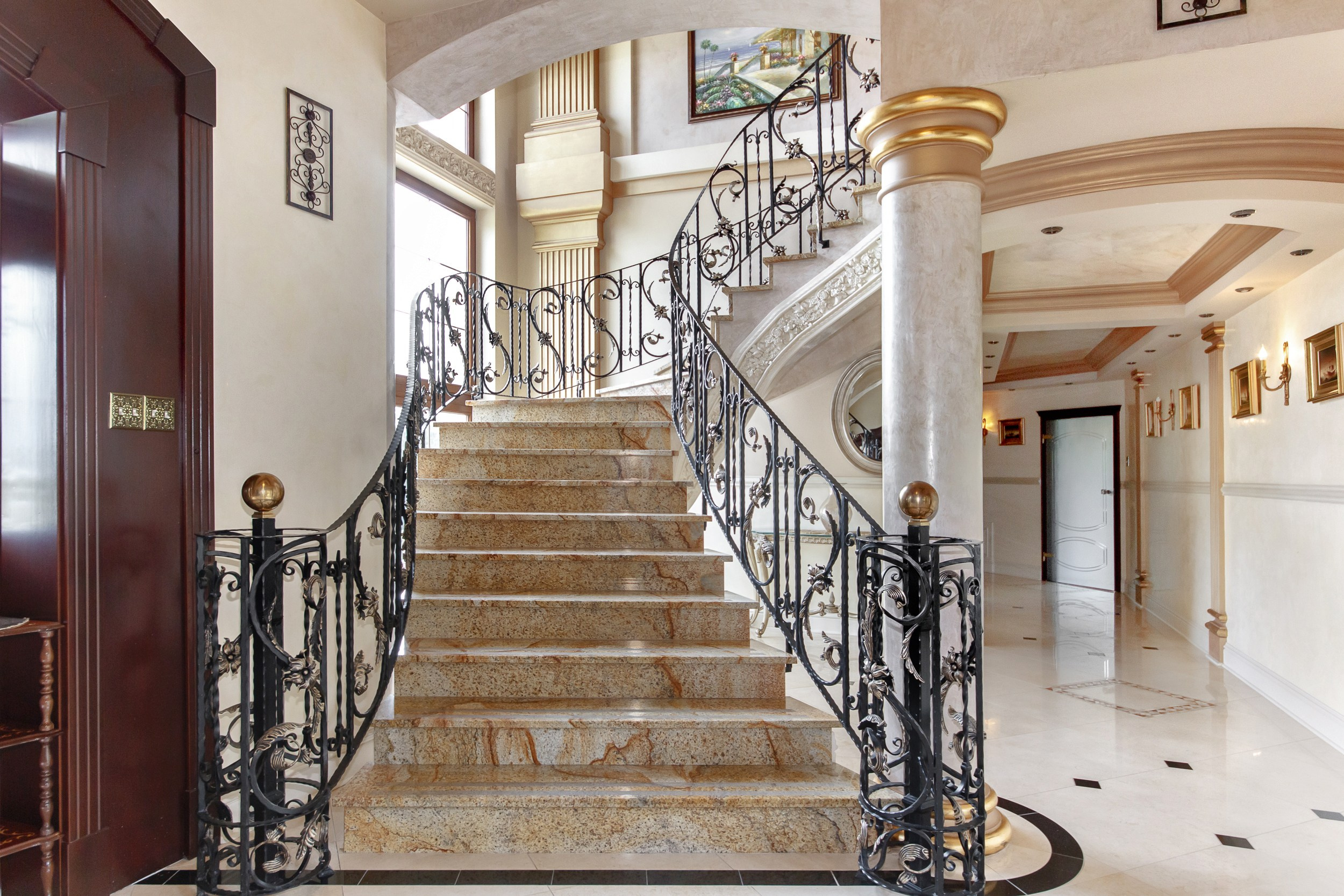 Fotografia nieruchomości, wnętrz, mieszkań, restauracji, biur i apartamentów. Wedding and portrait photographer in Poland Vitali Frozen