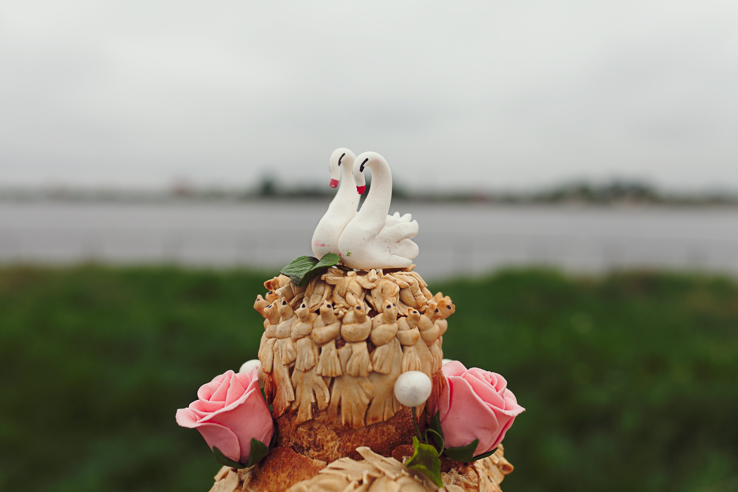 Robert & Andriana, Lviv. Denny Savon — Photographer in Santorini | Weddings, Love Stories & Flying Dress