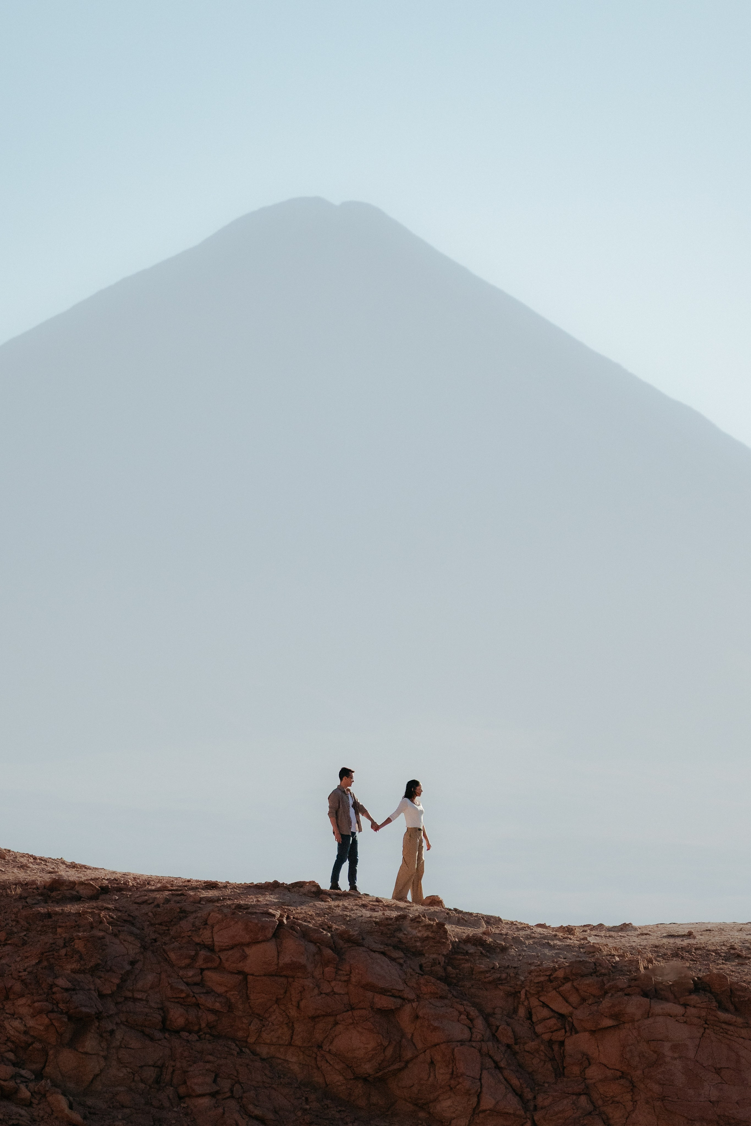 Sessão casual no Vale dos Cogumelos. Fotógrafo em San Pedro de Atacama