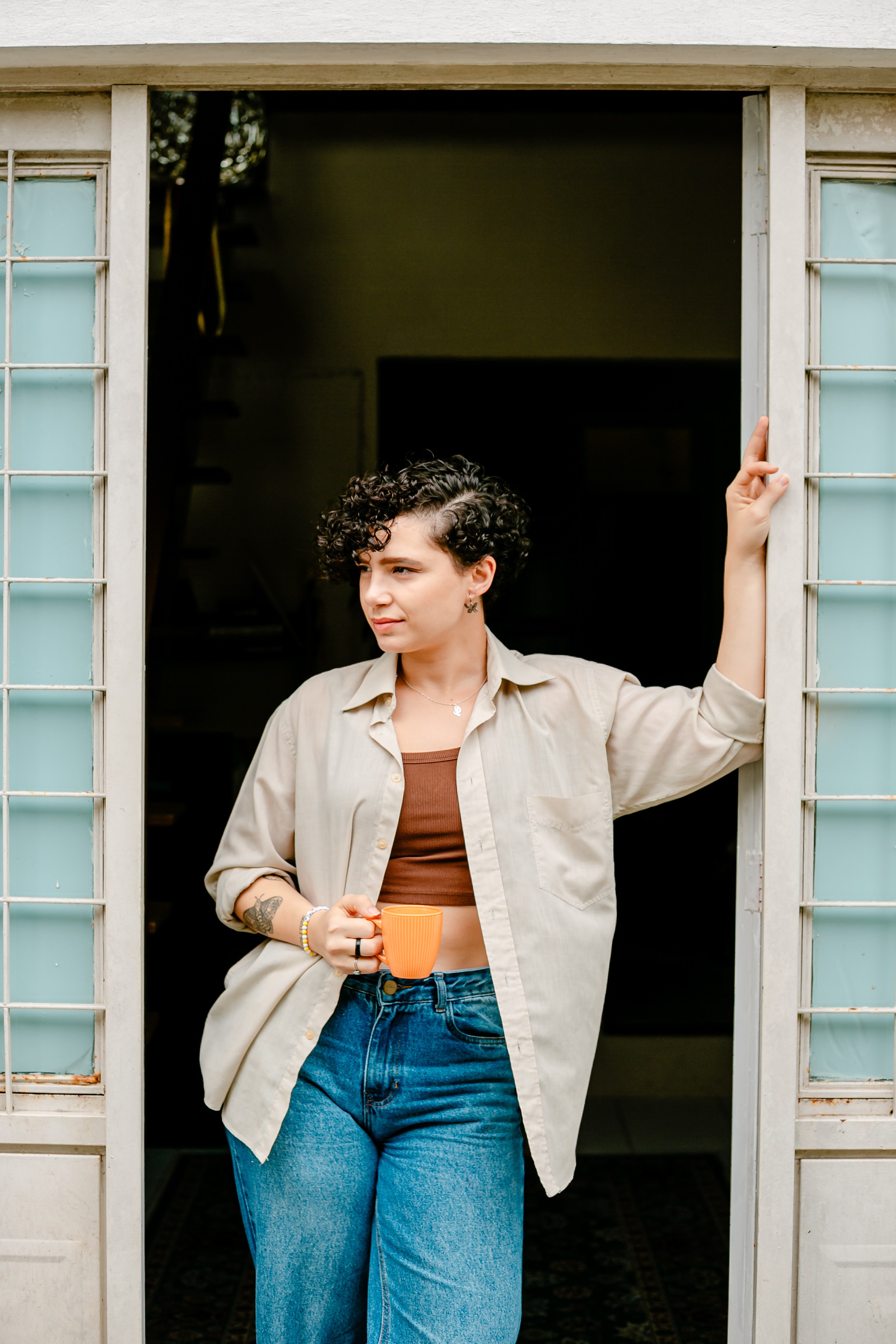 Ensaio fotográfico de cantora — Leticia Santos