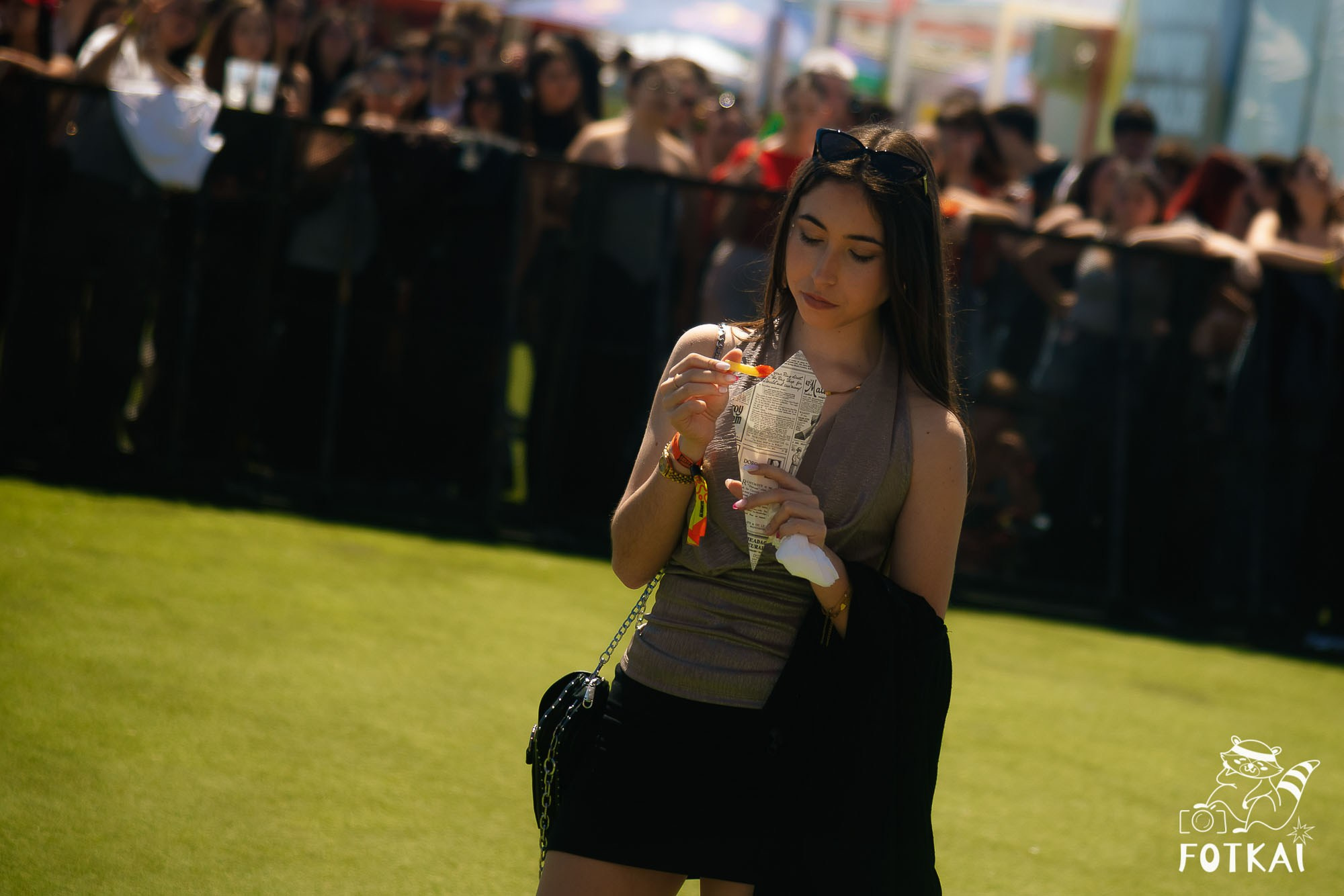 Costa Sonora 2026 Alicante Day 1 Photos — Find Yourself, Friends and Festival Crowd | FOTKAI