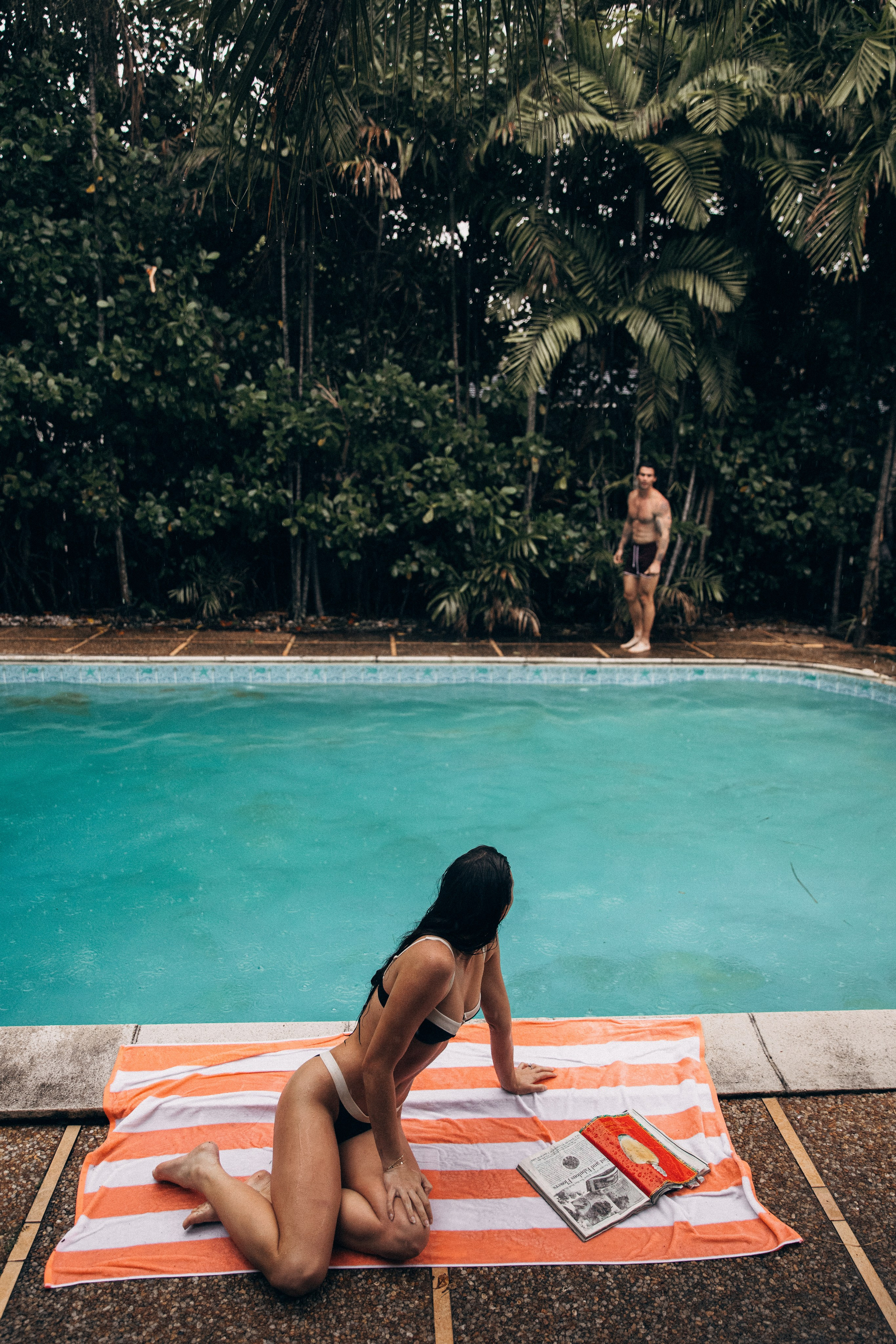 Editorial Retro Pool Session in Miami