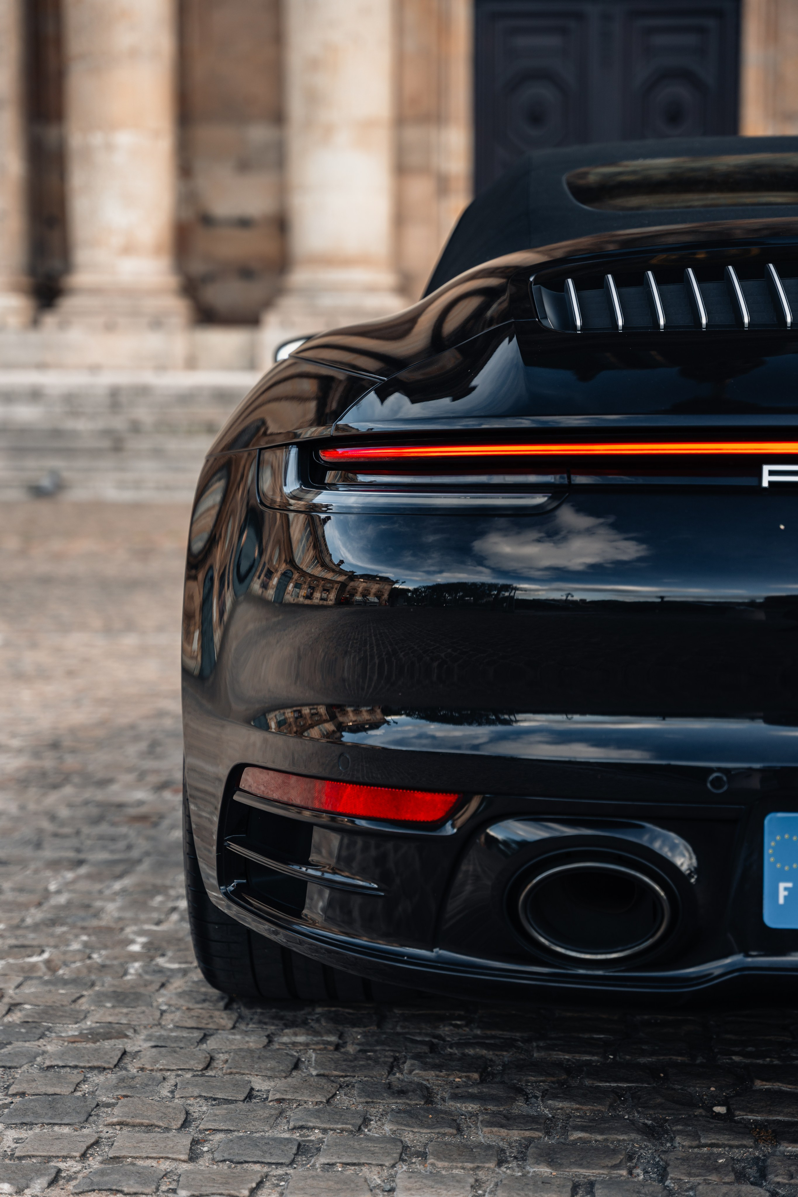 Porsche 911 Carrera 4 S Cabriolet. Photographer in Paris — Vitalii Motruk