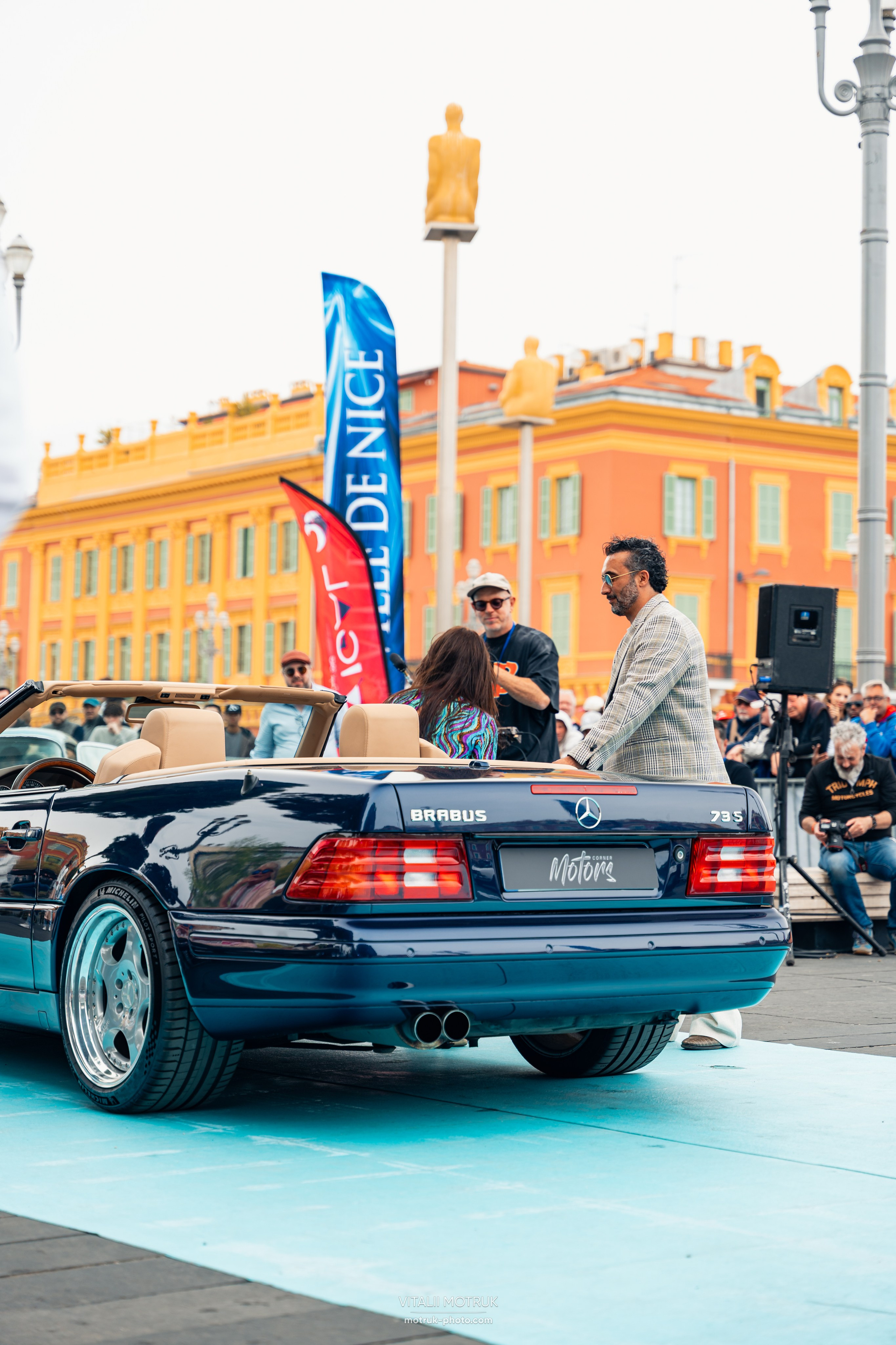 Legends de Nice. Photographe de voitures à Paris — Vitalii Motruk