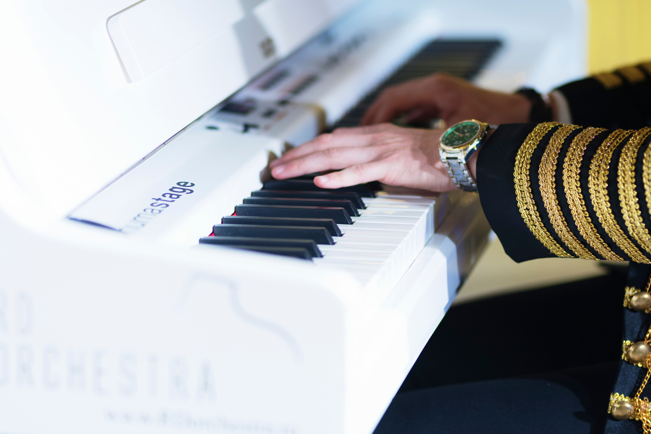 Fotografii de nunta Onesti. MDimaFotoStudio. Fotograf de nuntă, evenimente private și de familie