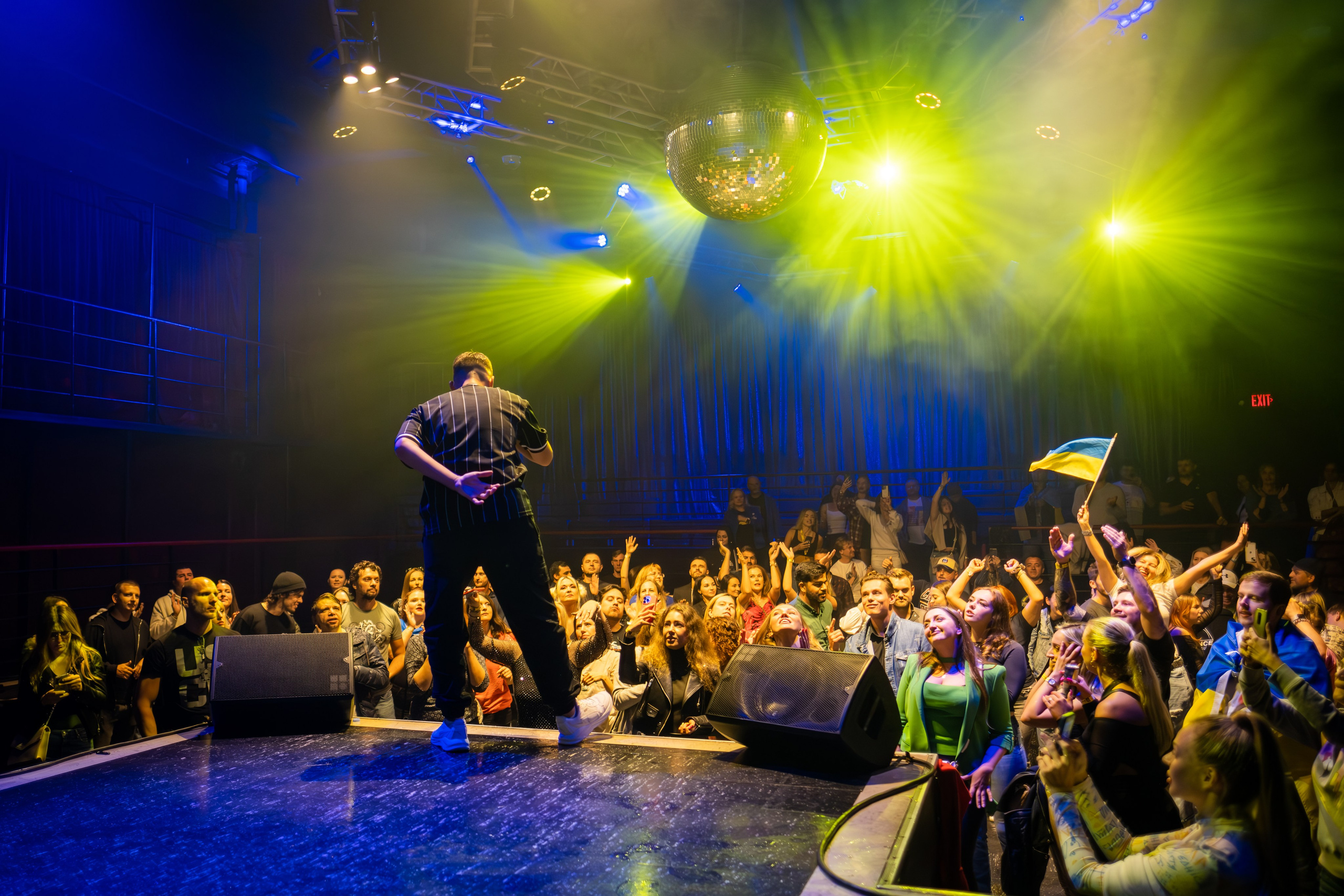 SHUMEI_YAKTAK_QUESTPISTOLS / 2023. Reportage concert portrait photography in the San Francisco Bay Area