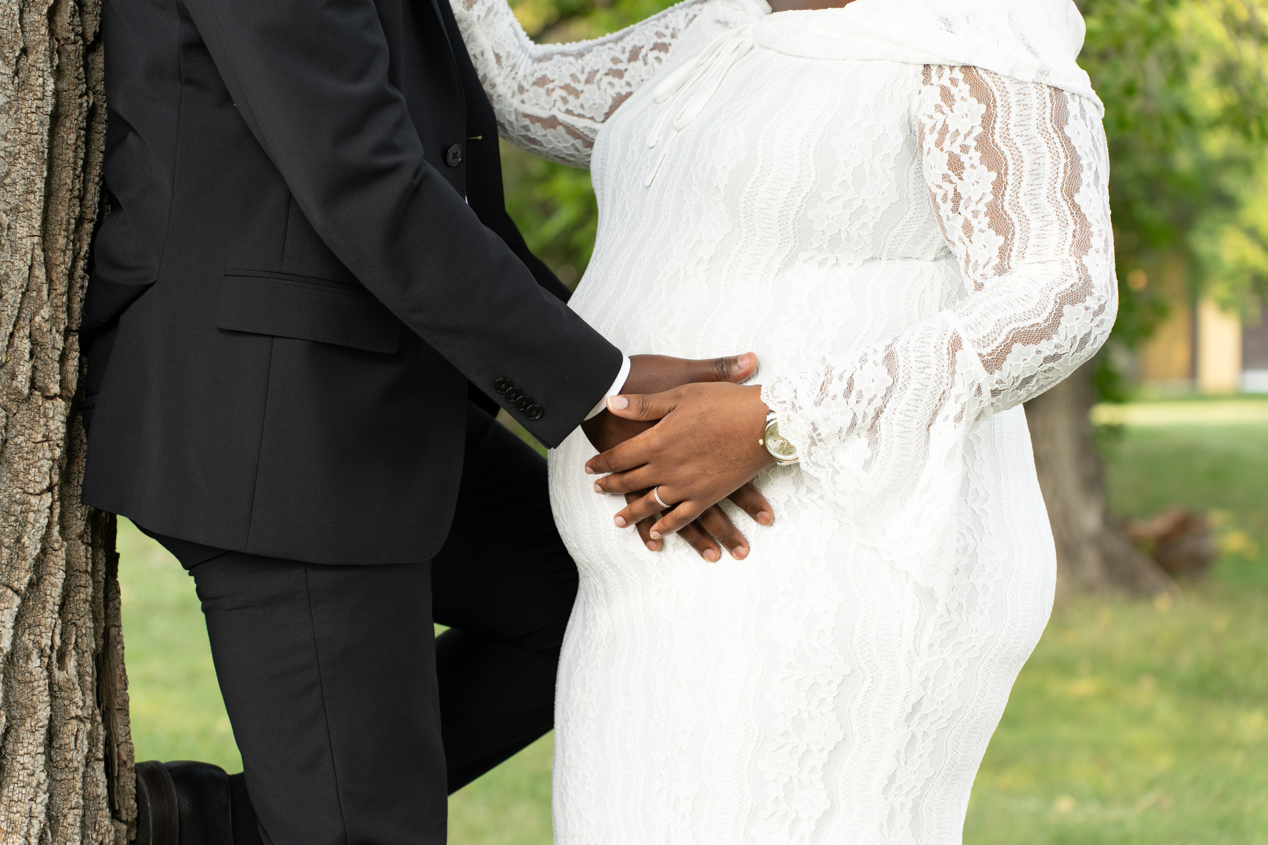 Grâce’s Maternity Session. Engagement, Wedding & Family Photographer in Calgary | allo Photography