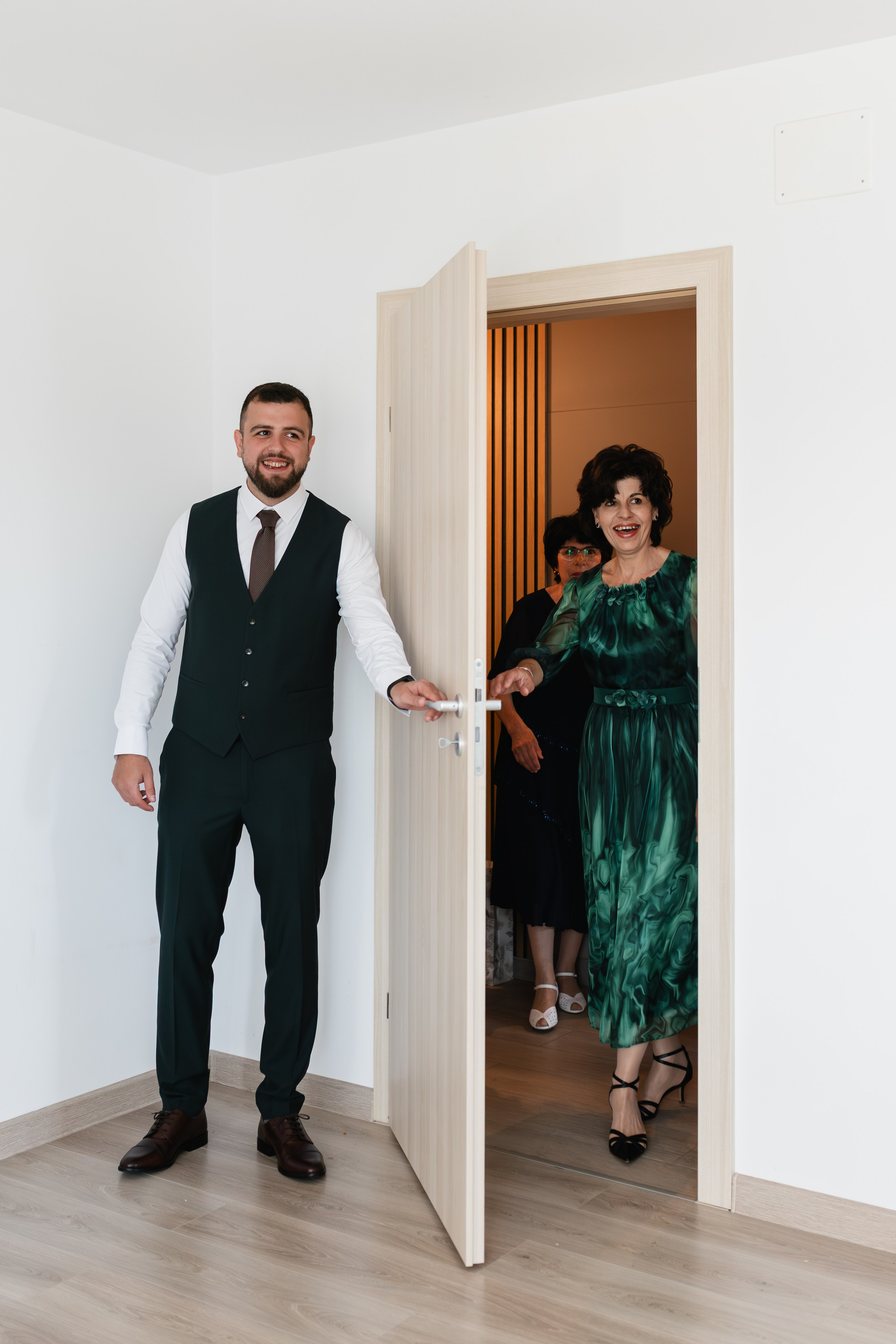 Flori & Cosmin. Main