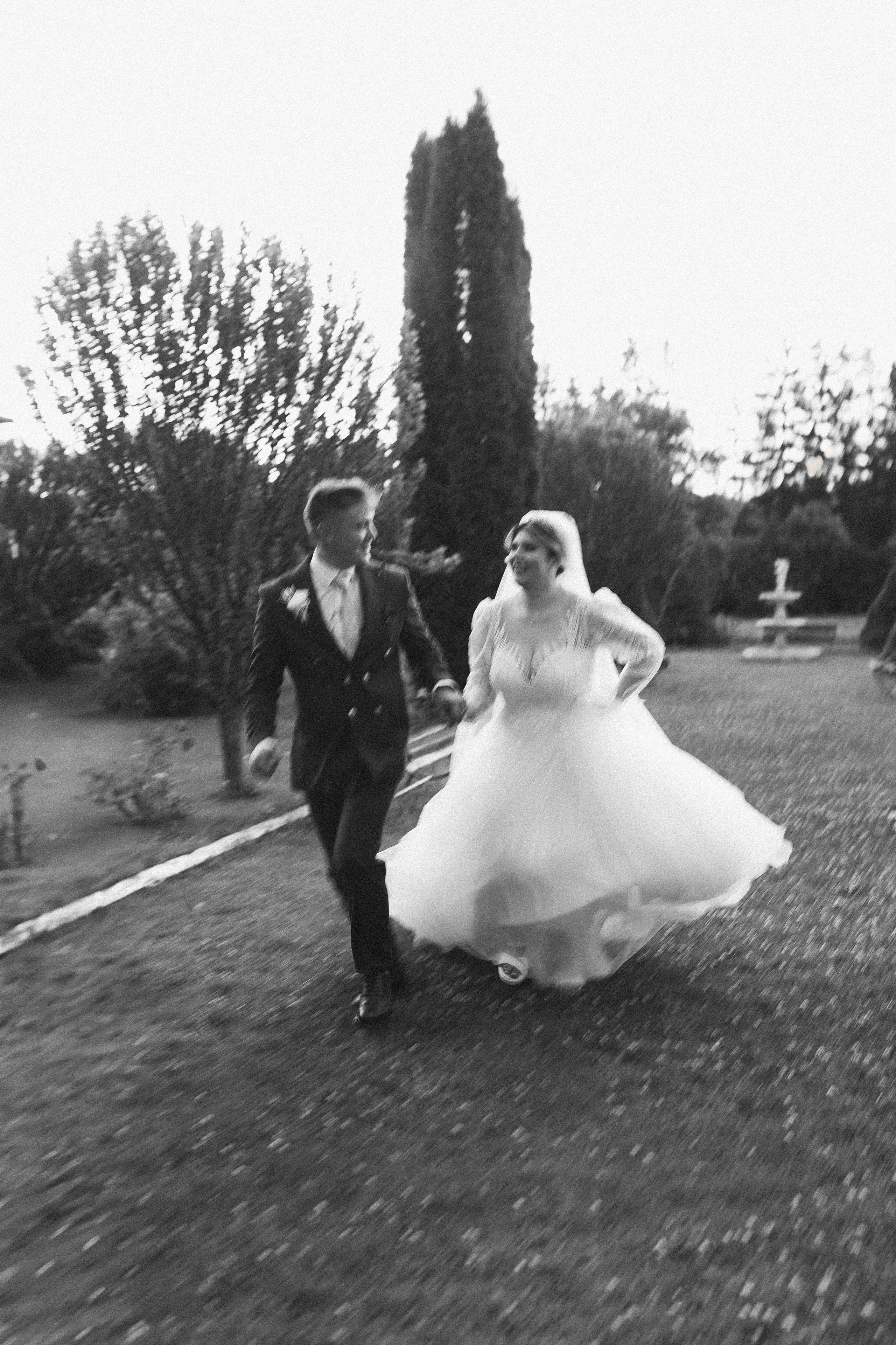 Oana & Andrei. Vlad Aconstantinesei Photographer