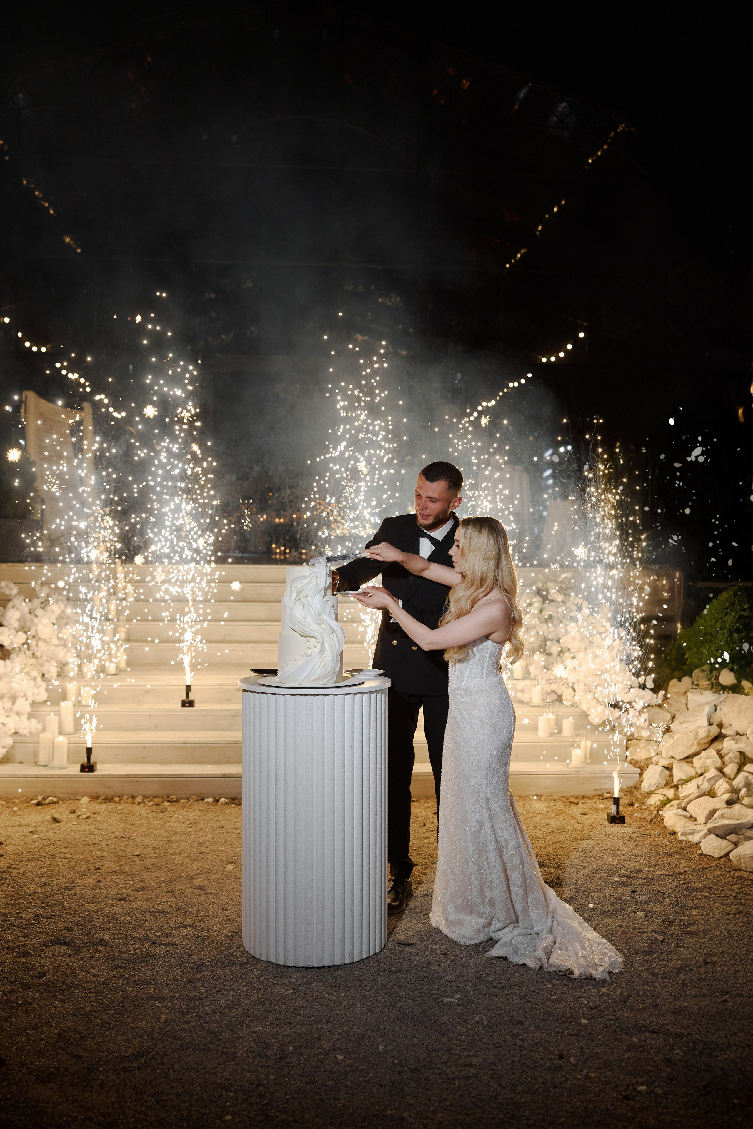 Natalia & Roman. Dworek przy lesie. Fotograf ślubny i rodzinny w Krakowie Yana Klymova
