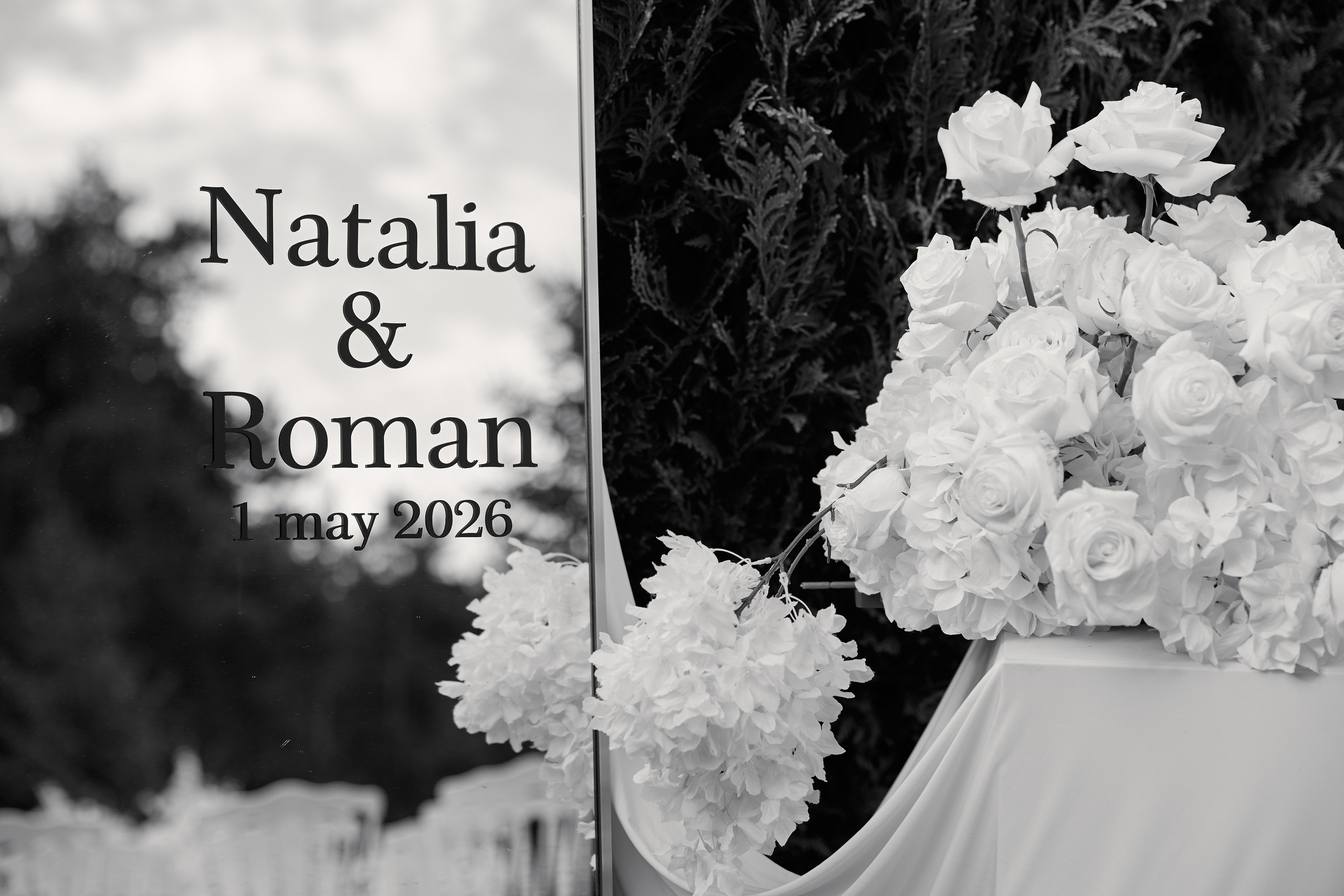 Natalia & Roman. Dworek przy lesie. Fotograf ślubny i rodzinny w Krakowie Yana Klymova