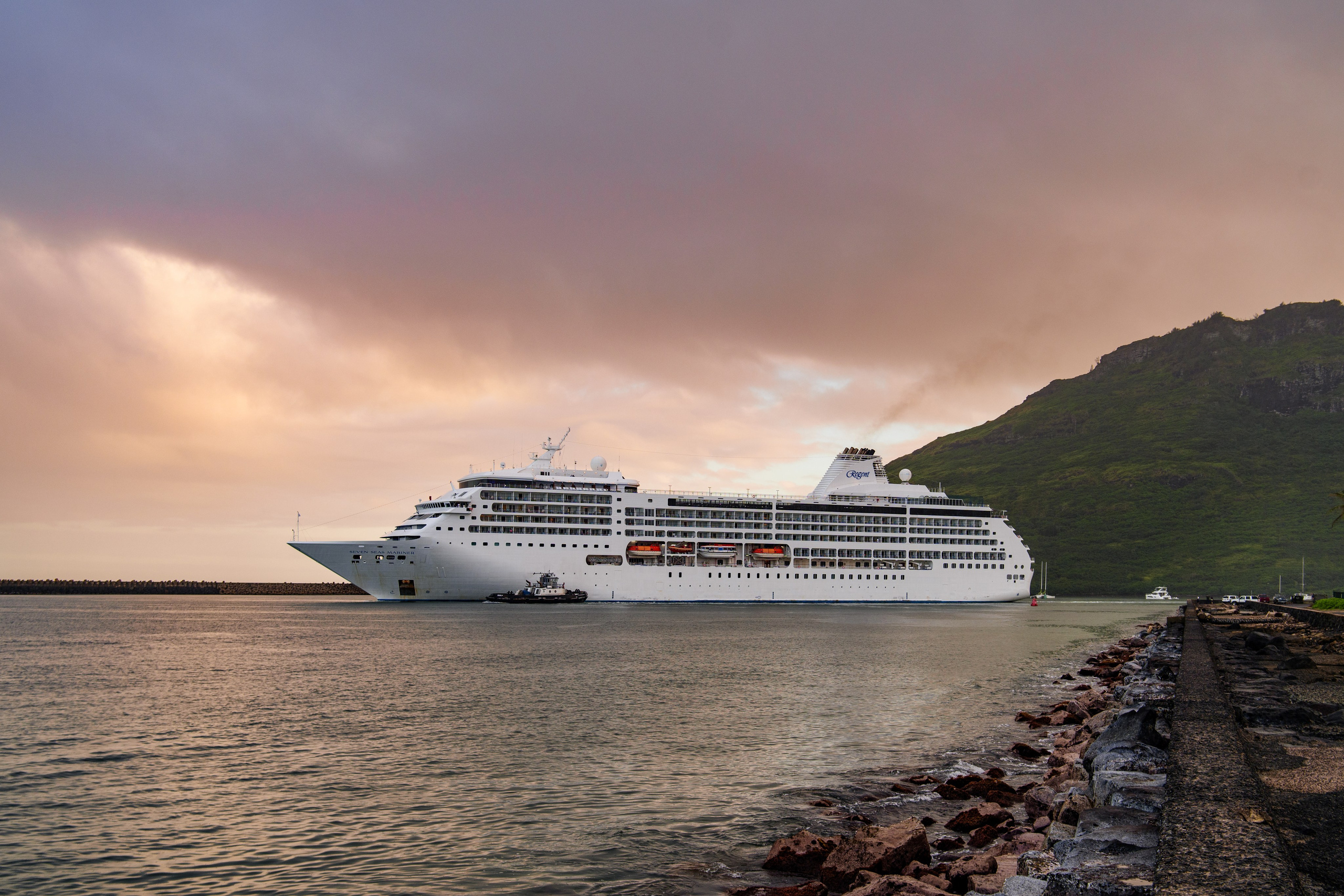 SHIPS. Awards winning photographer in Kauai, Hawaii