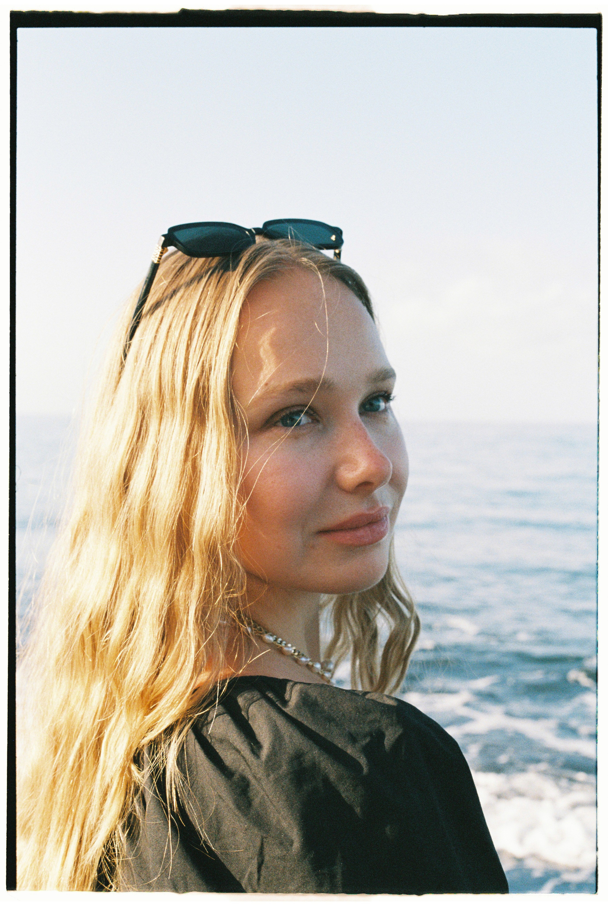 Maria and Nazar / FUJIFILM 400. Portrait photographer in Madeira — Marina Shtukina