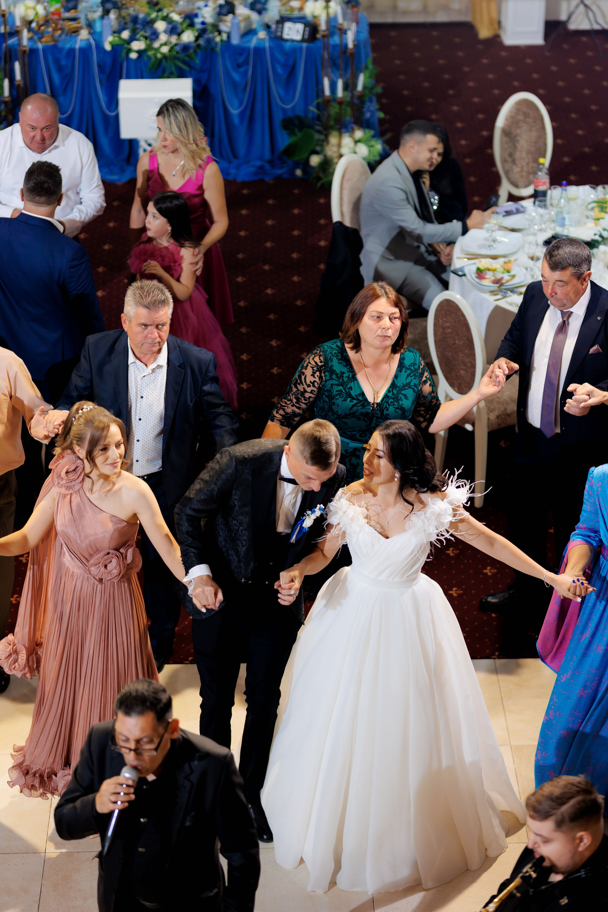 Loredana & Emilian – Ziua Nunții | Videografie - fotografie Botez Suceava, Iași, Botoșani. Servicii foto-video profesionale, pentru momente de neuitat