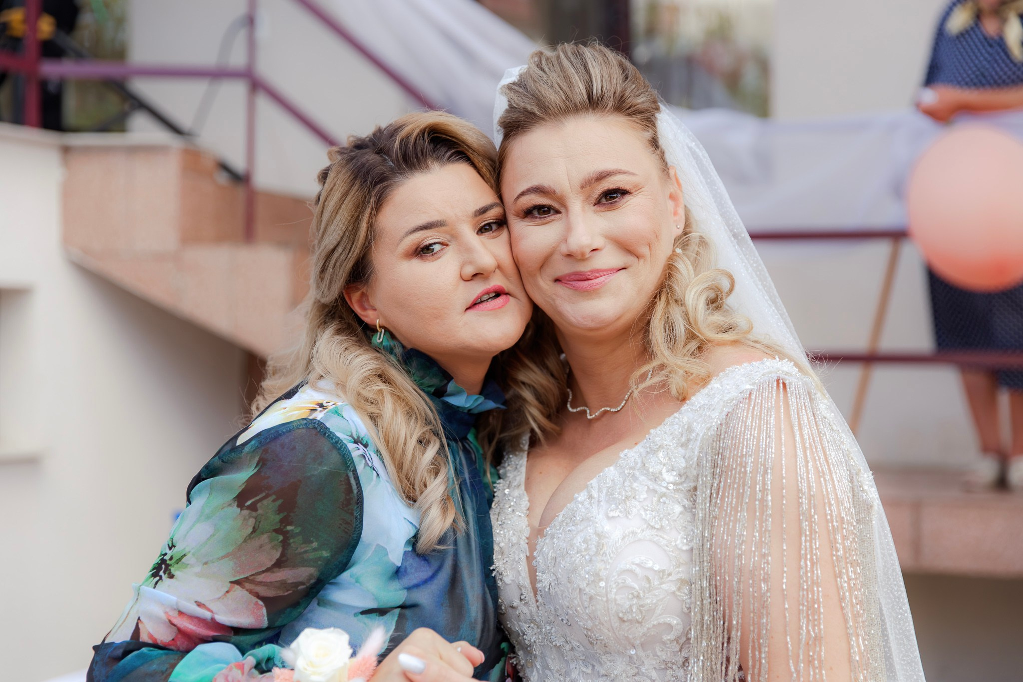 Mihai & Oana. Servicii foto-video profesionale, pentru momente de neuitat