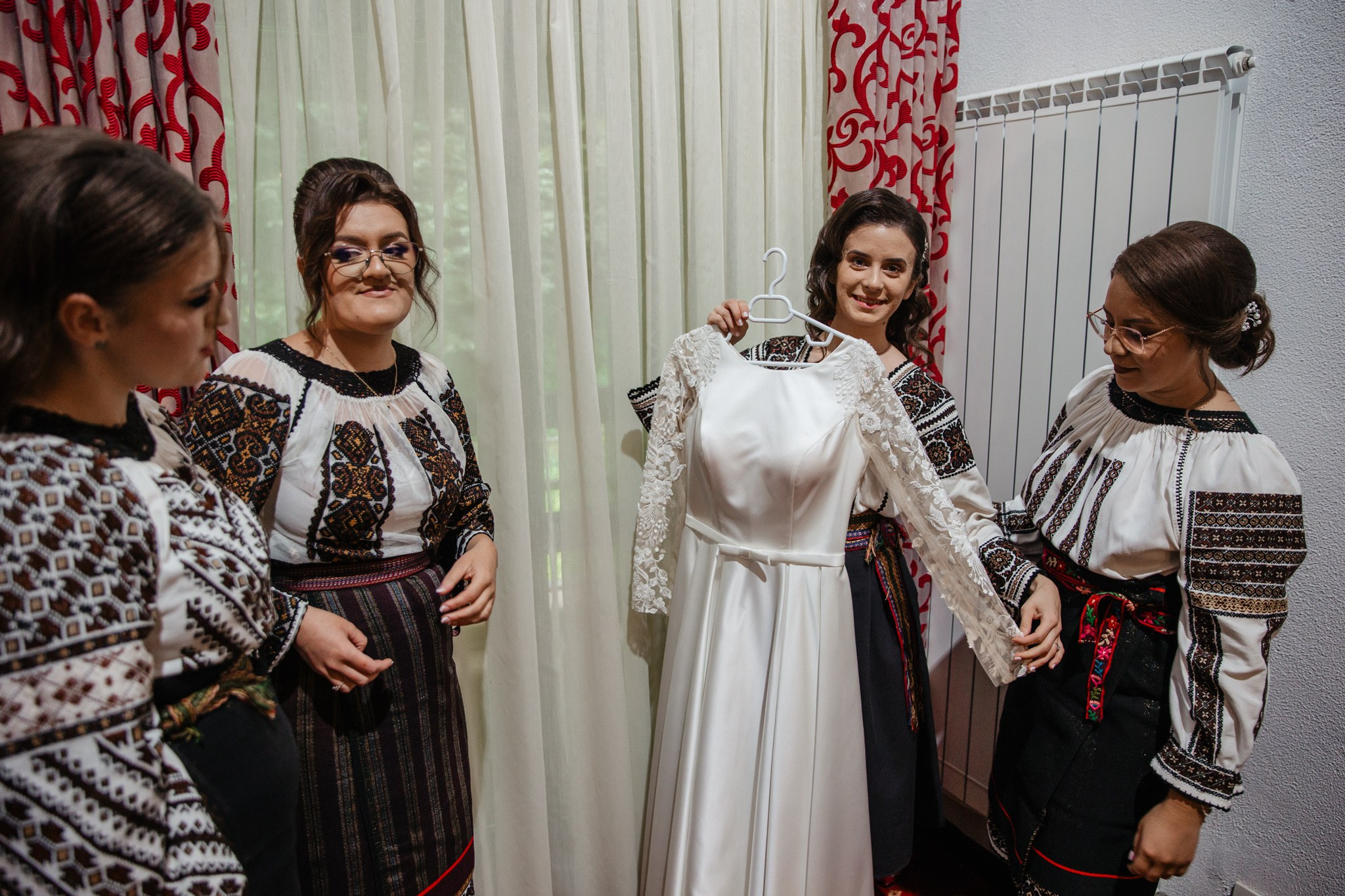 Nunta de Poveste la Sucevița: Cristi și Andreea. Servicii foto-video profesionale, pentru momente de neuitat