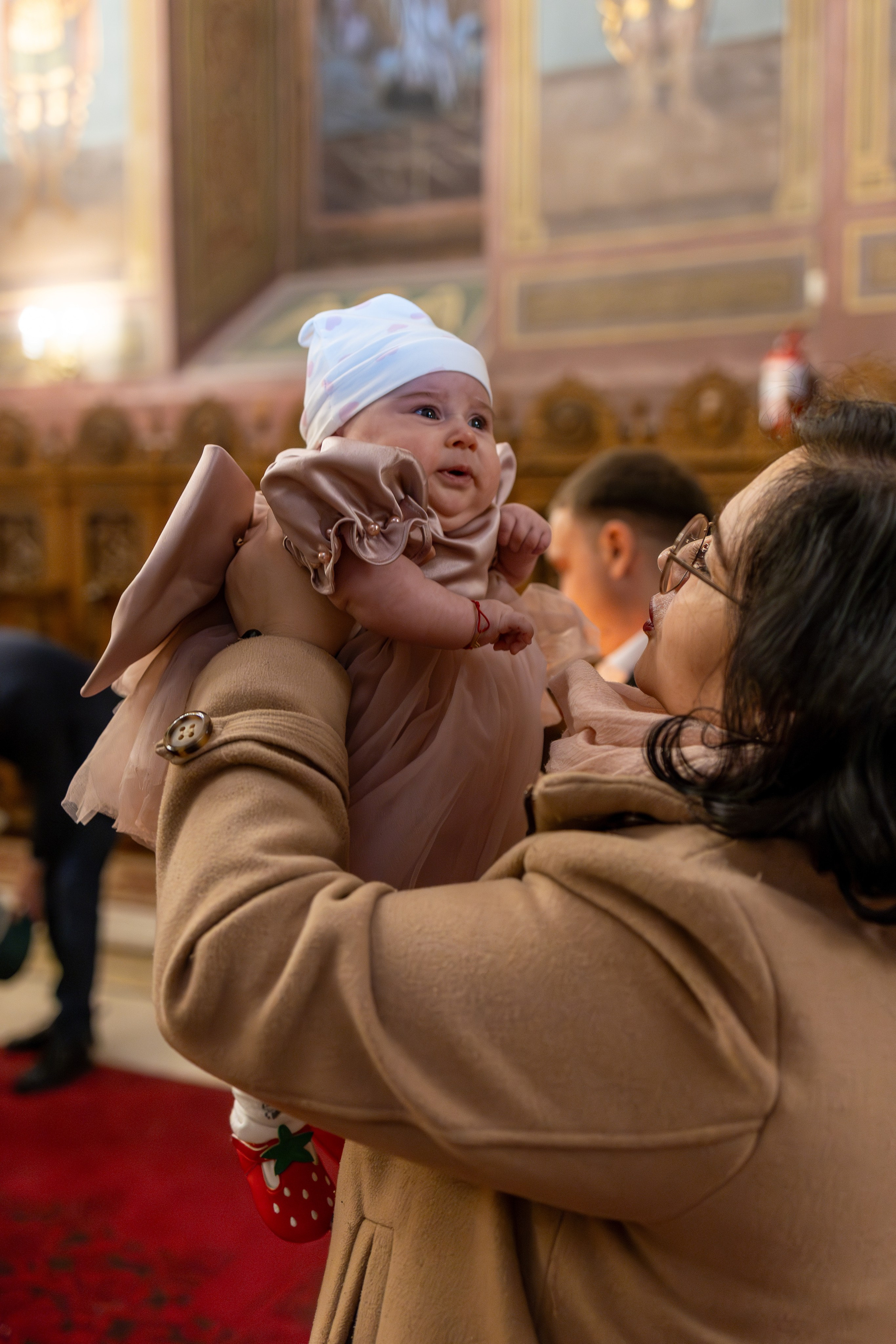 Roua-Maria. Fotograf. Lucrez cu oameni, produse și spații. Portret și fotografie creativă. Bacău, România. Lidia Savinoiu