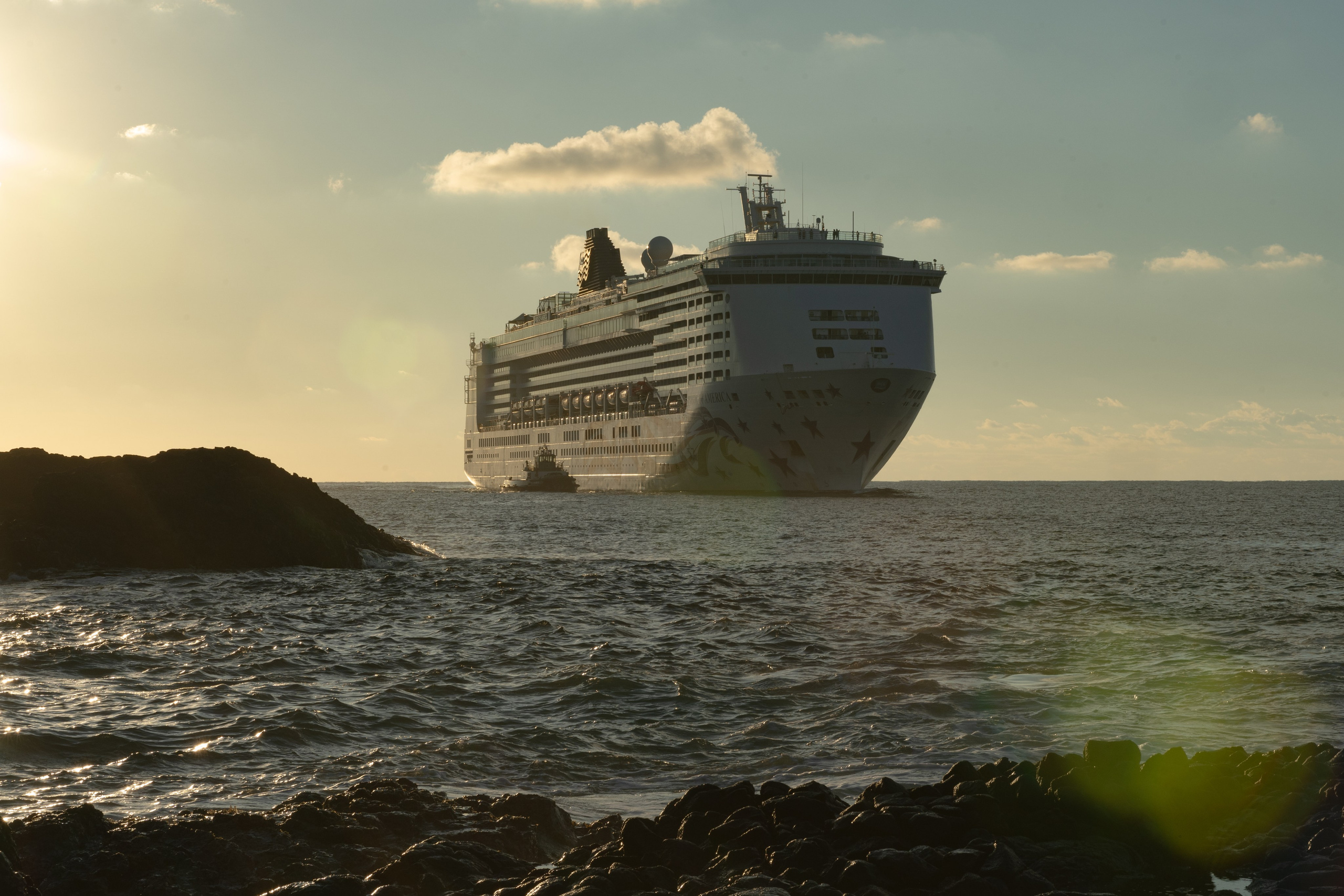 SHIPS. Awards winning photographer in Kauai, Hawaii