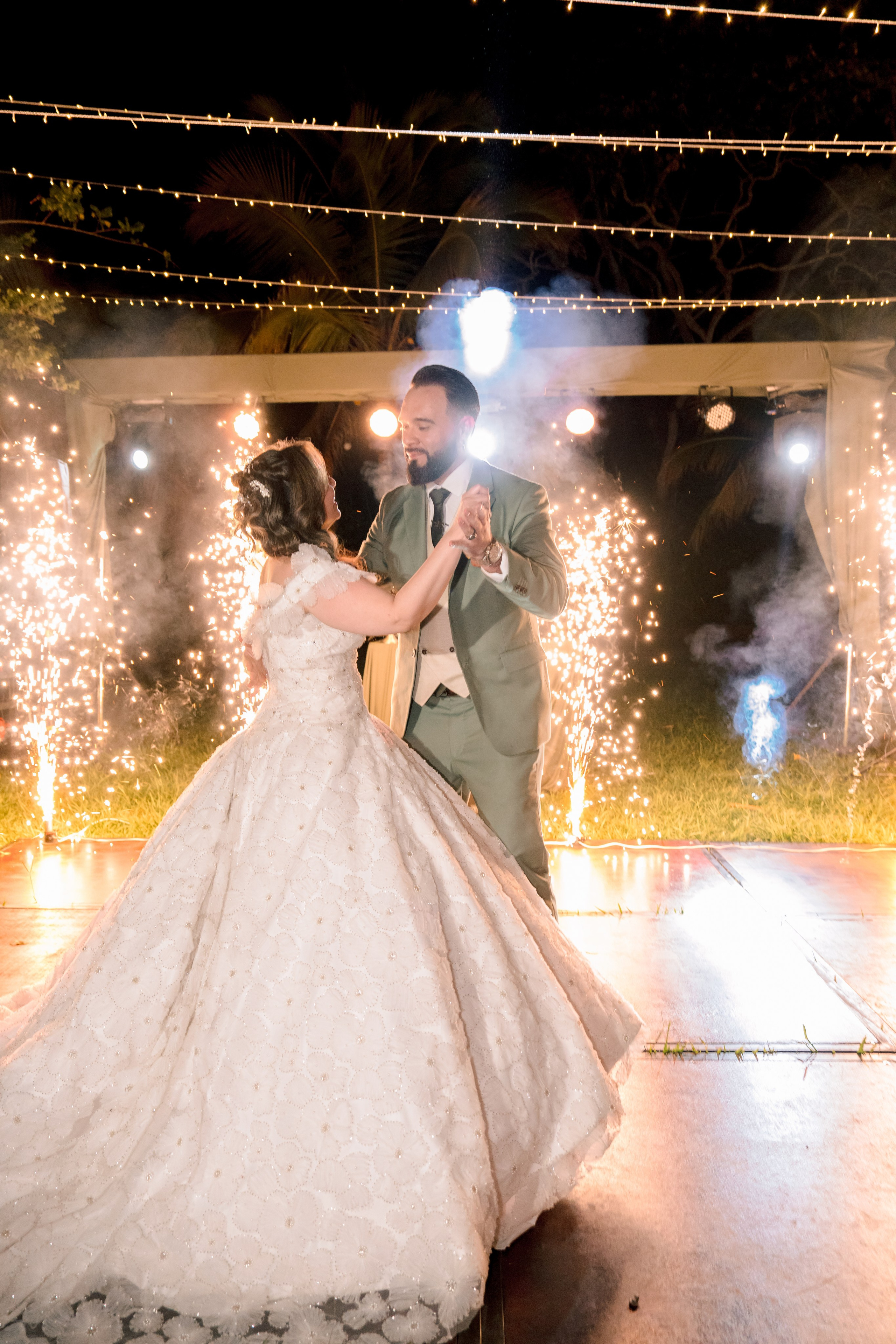 Lizeth + William. Jose Florez wedding photographer in Colombia