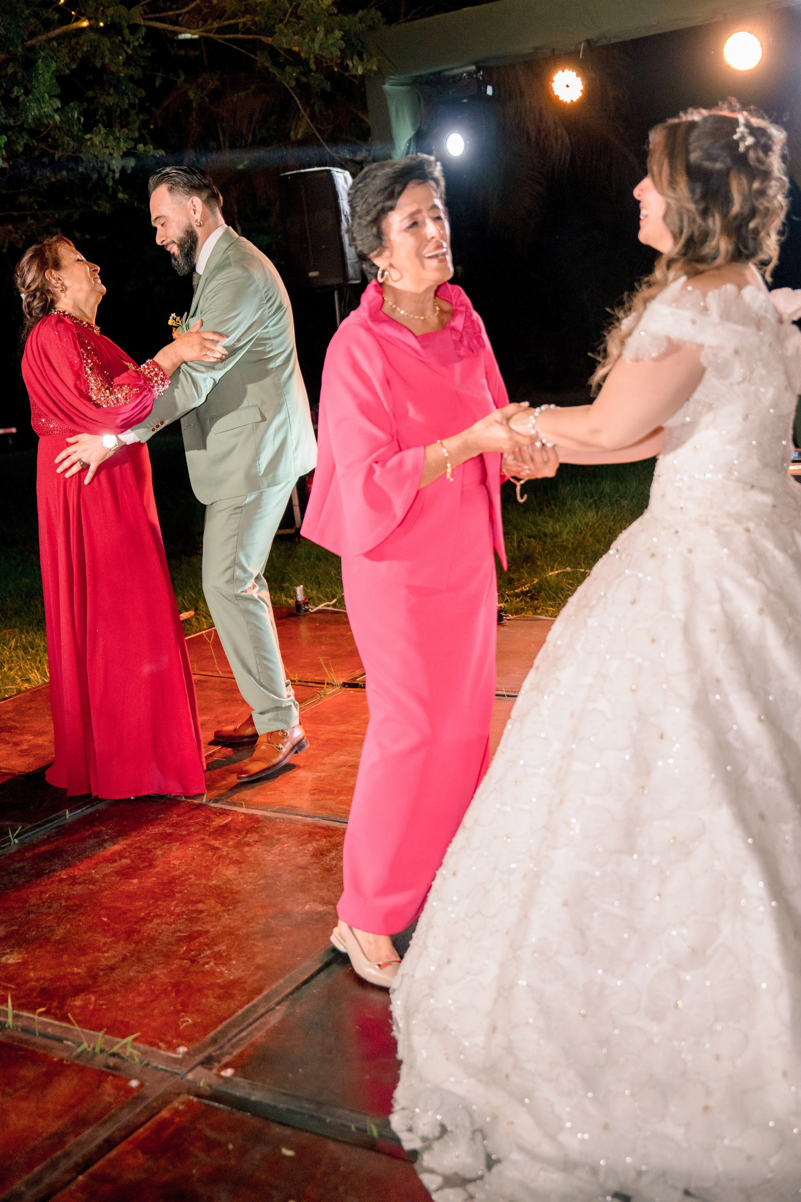 Lizeth + William. Jose Florez wedding photographer in Colombia